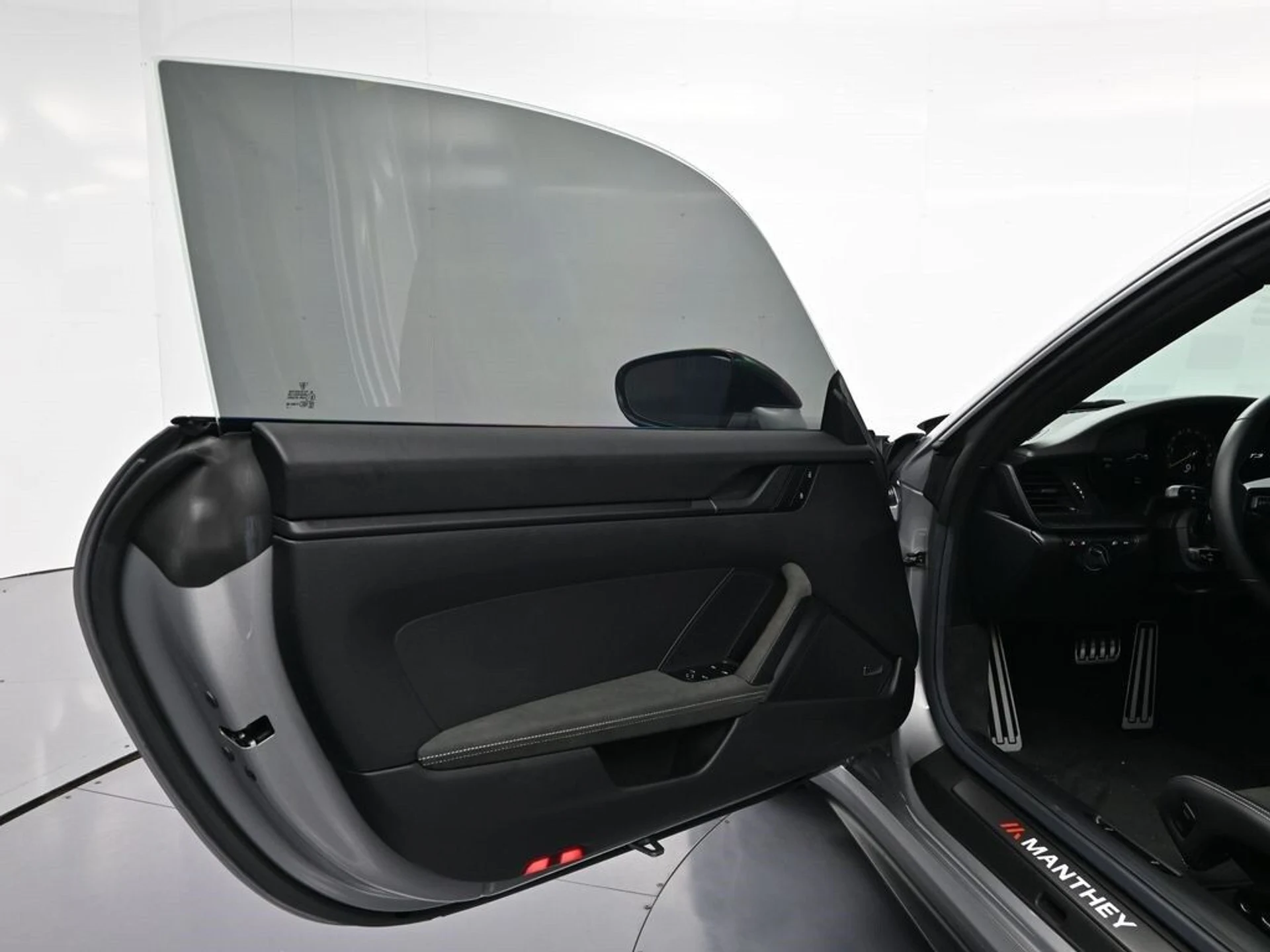 mph013_4103463331_c962e66d10873492a1092573fafa58e2x_ec6b121d97