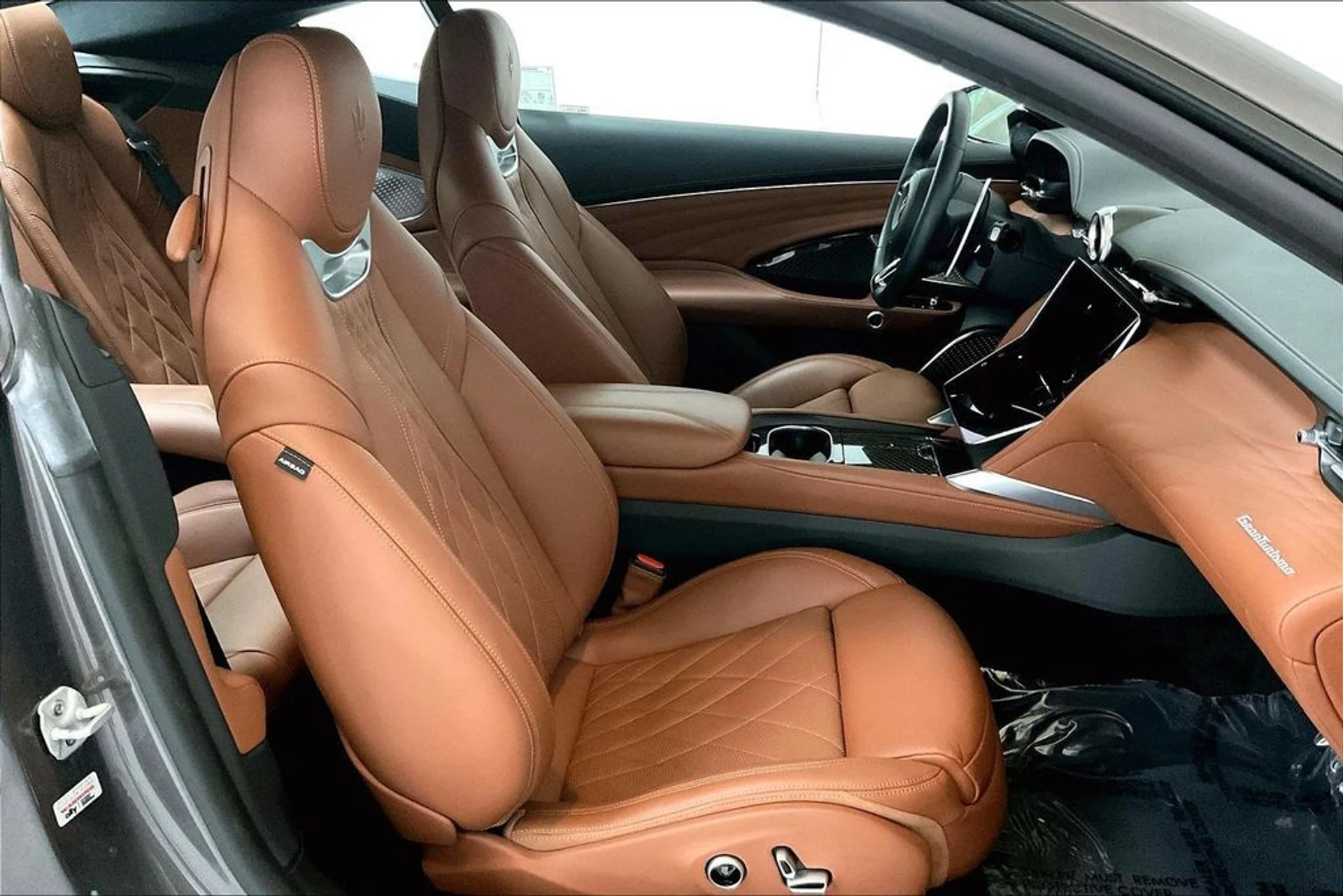 mph013_4104882820_492567a30b756df3fcb3ec2442cd782ax_0e8ff9f41f