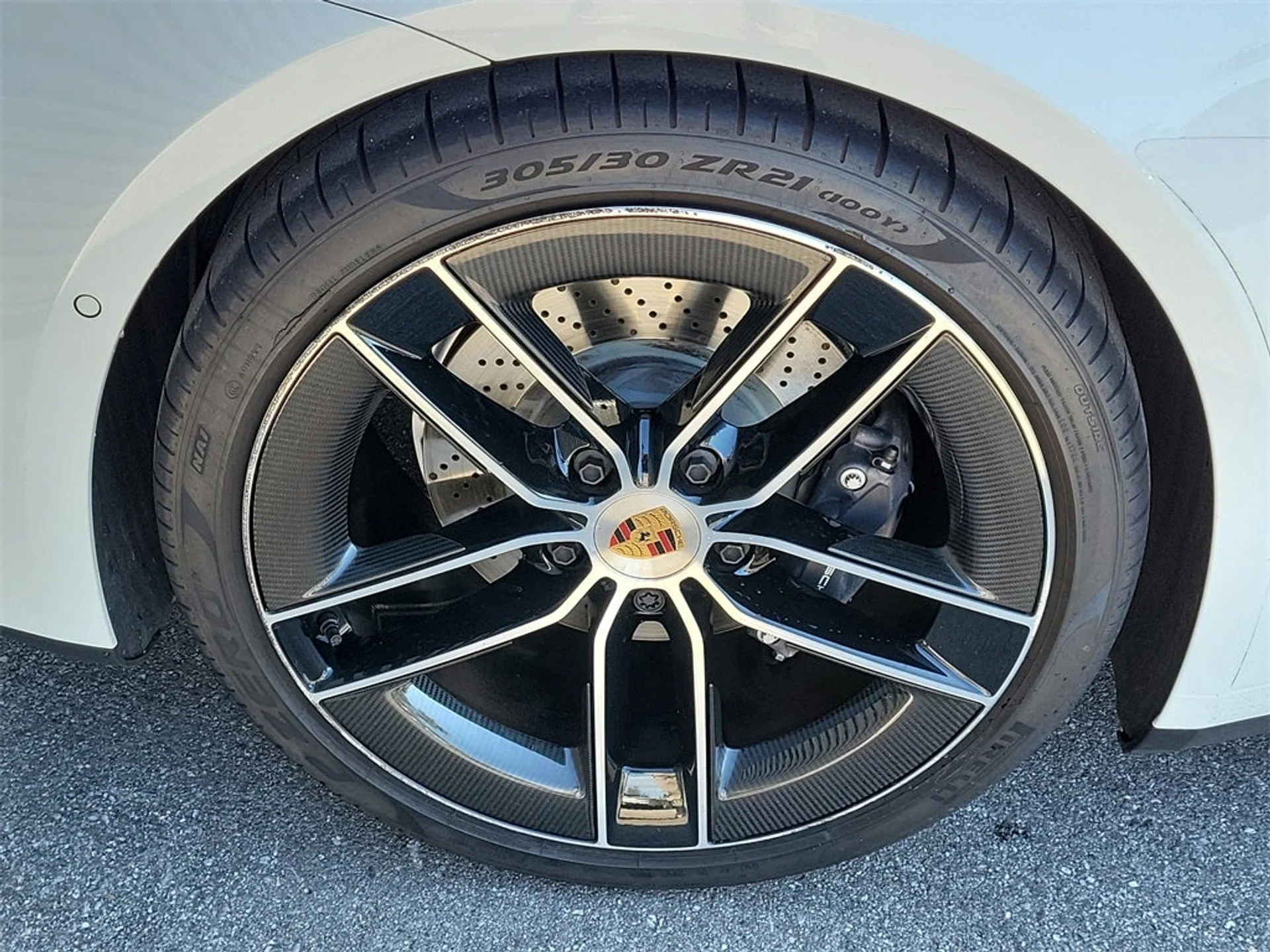 mph013_410702193_14_c859357ece