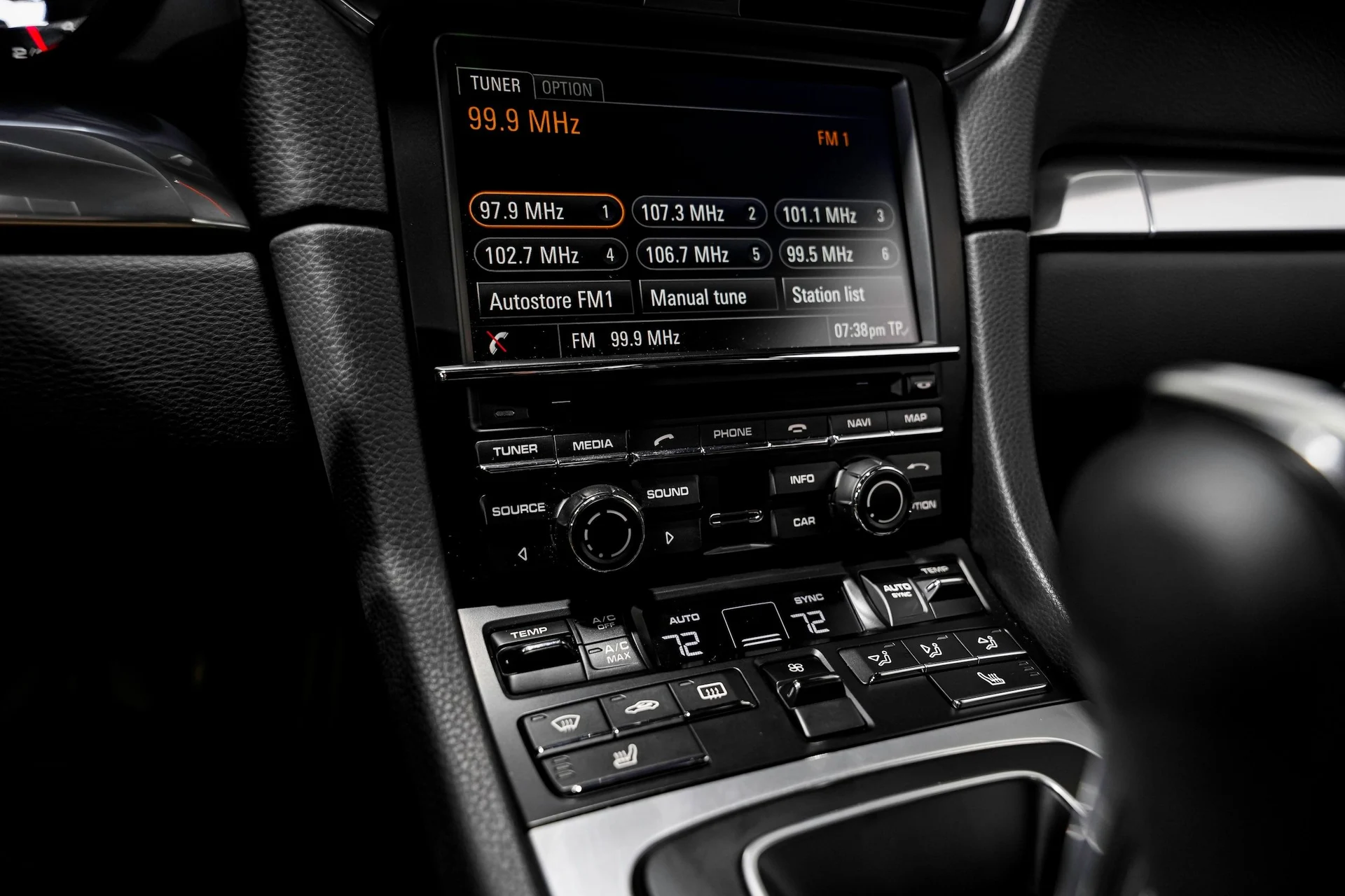 mph013_410761181_09e66b1b262ab042795fd4772571ca4dx_85eadbd683