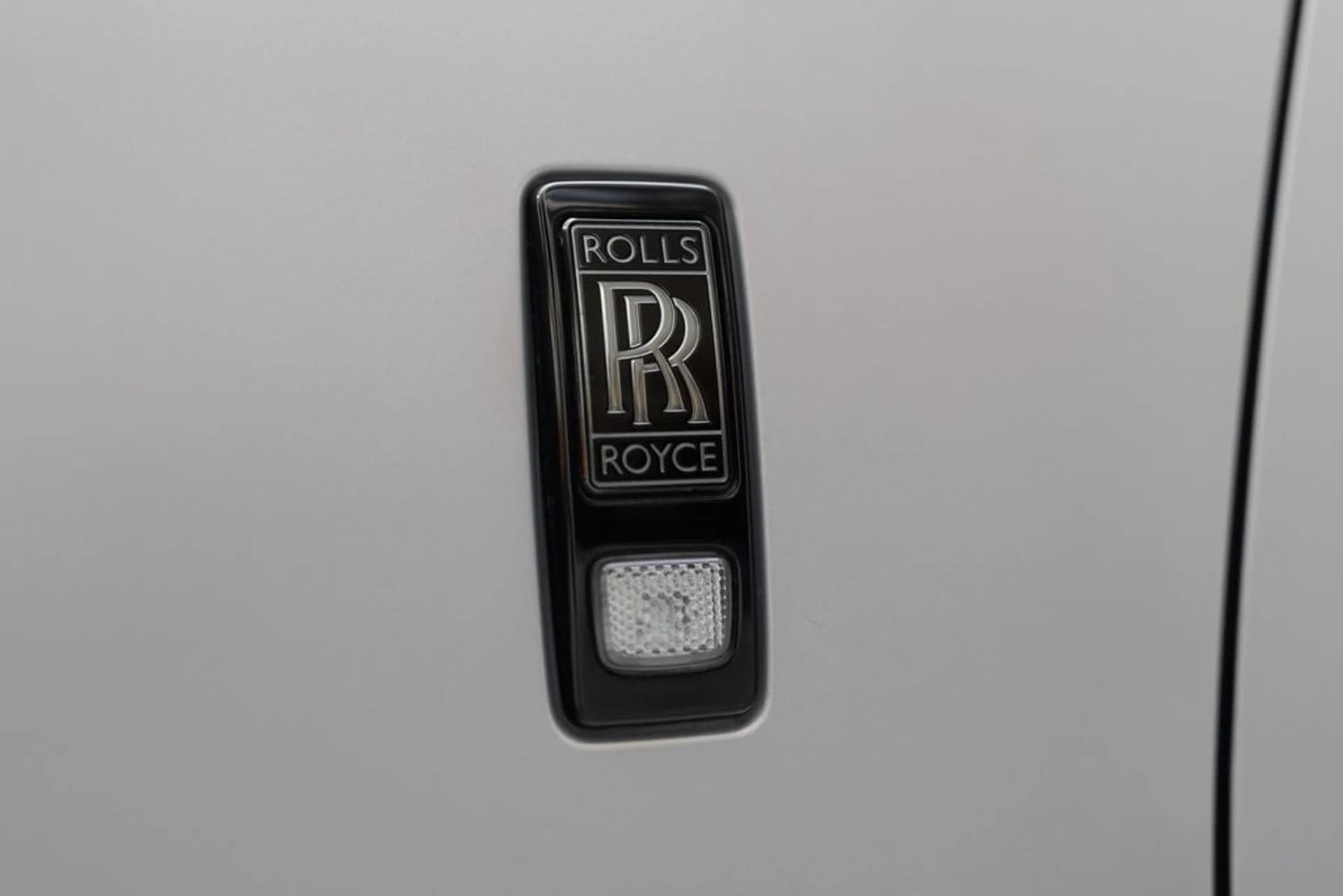 mph013_4116346916_5e6cb285909de8f0d3e769bb57d01ae4x_cee3a45601