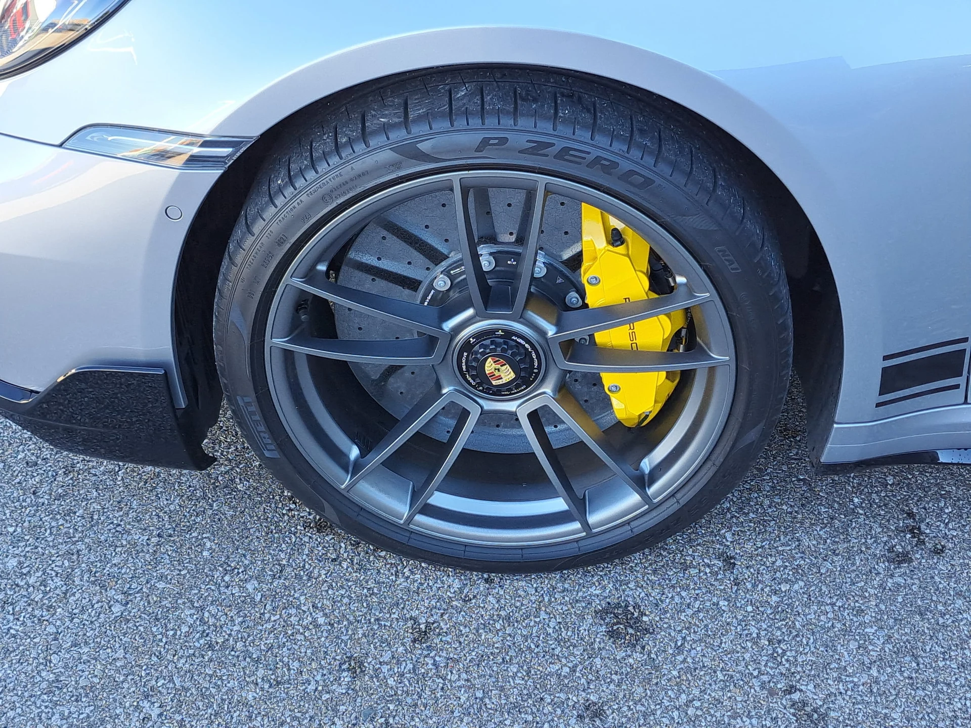 mph013_4116680439_27f1dc86f33f3e8f9033f0738832c091x_325ee213ad