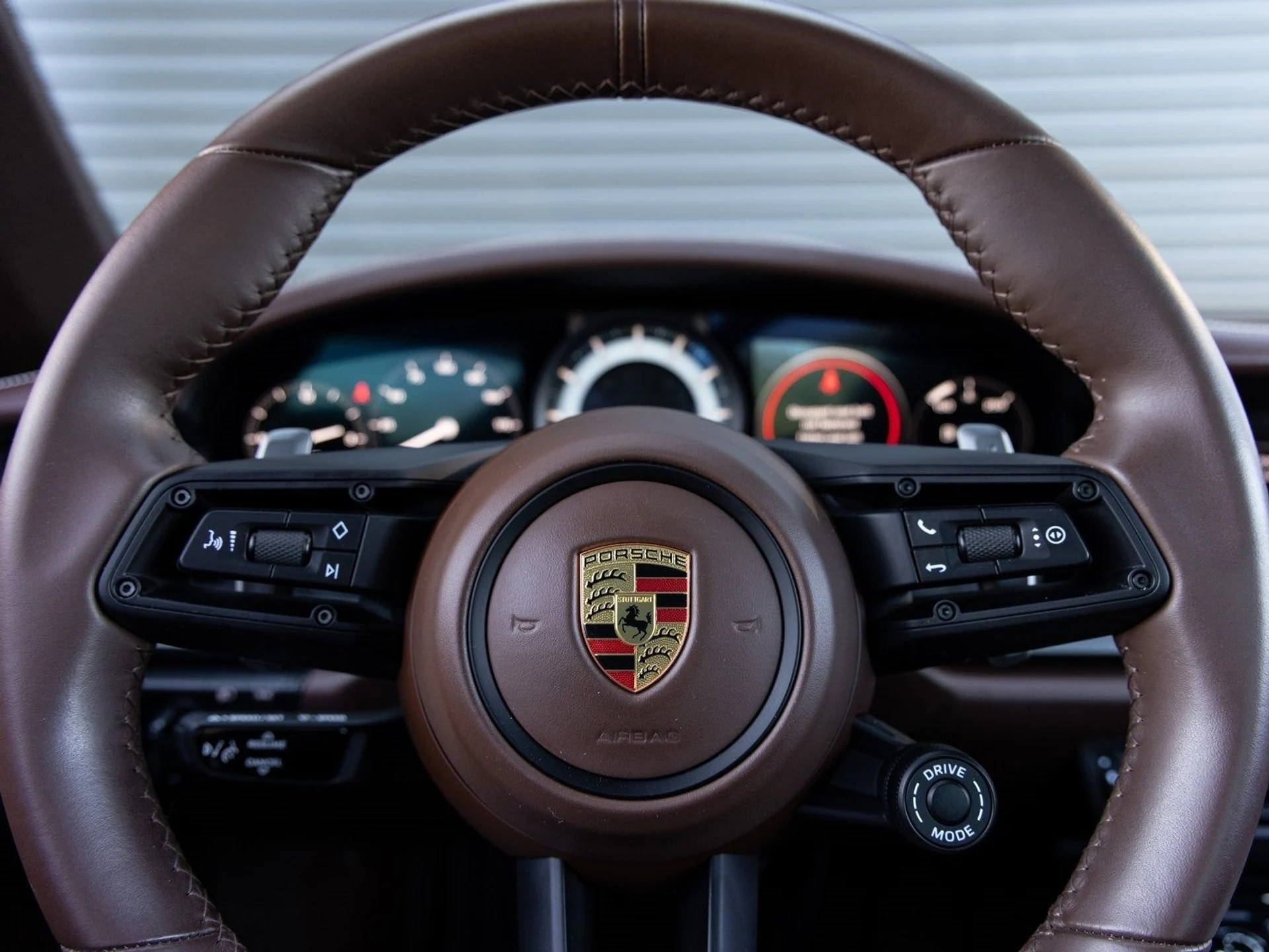 mph013_4118385267_14_5557bd72e9