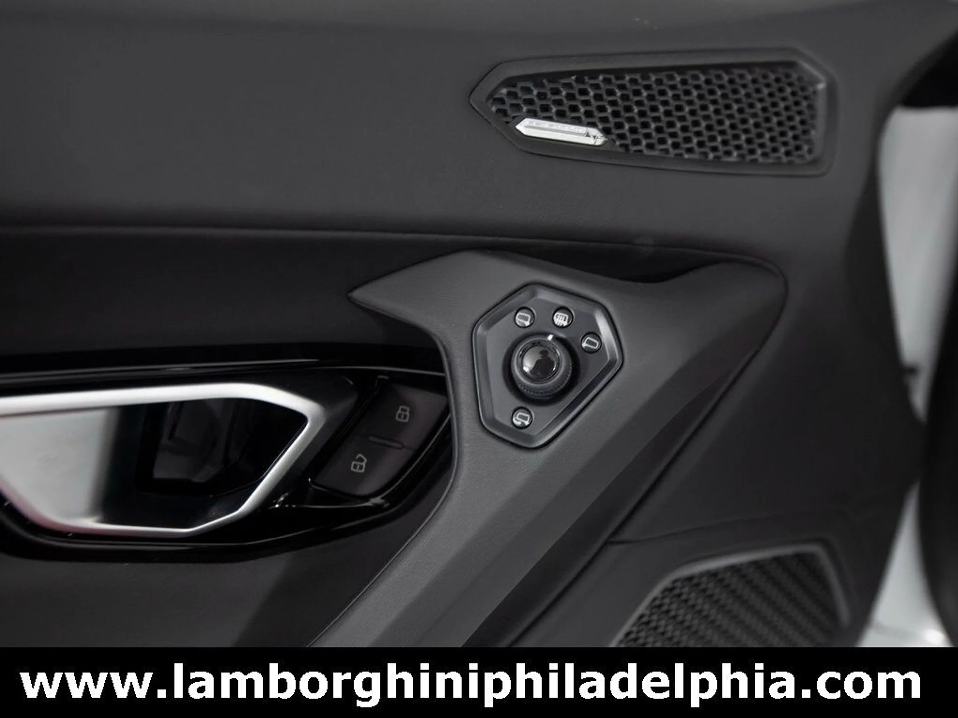 mph013_4119524443_625f0f2674367bae720f04859eae6e1bx_fea5408297