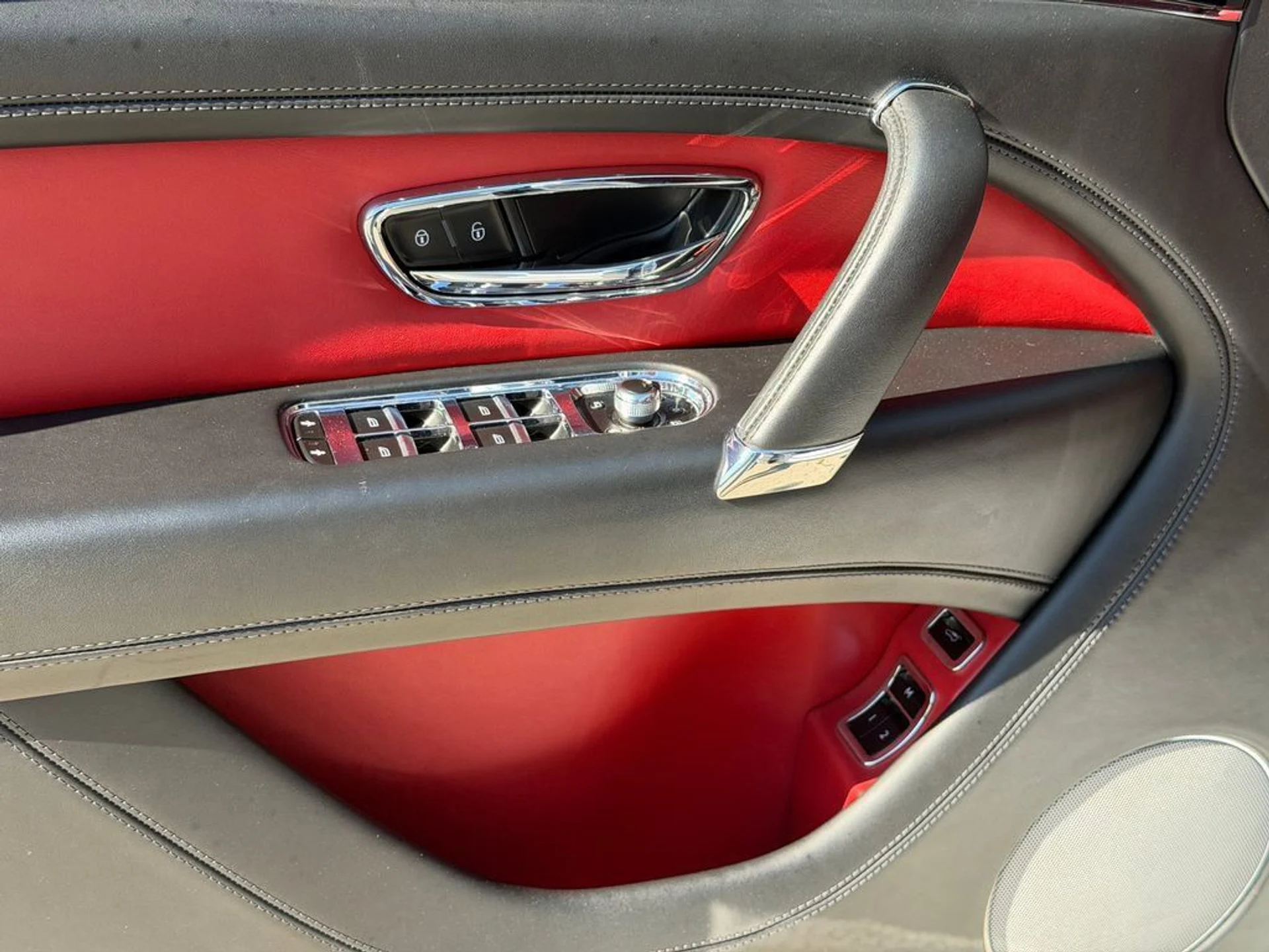 mph013_4125365026_12e482cb4e0247768e03583a2746a3a4_c19d86c932