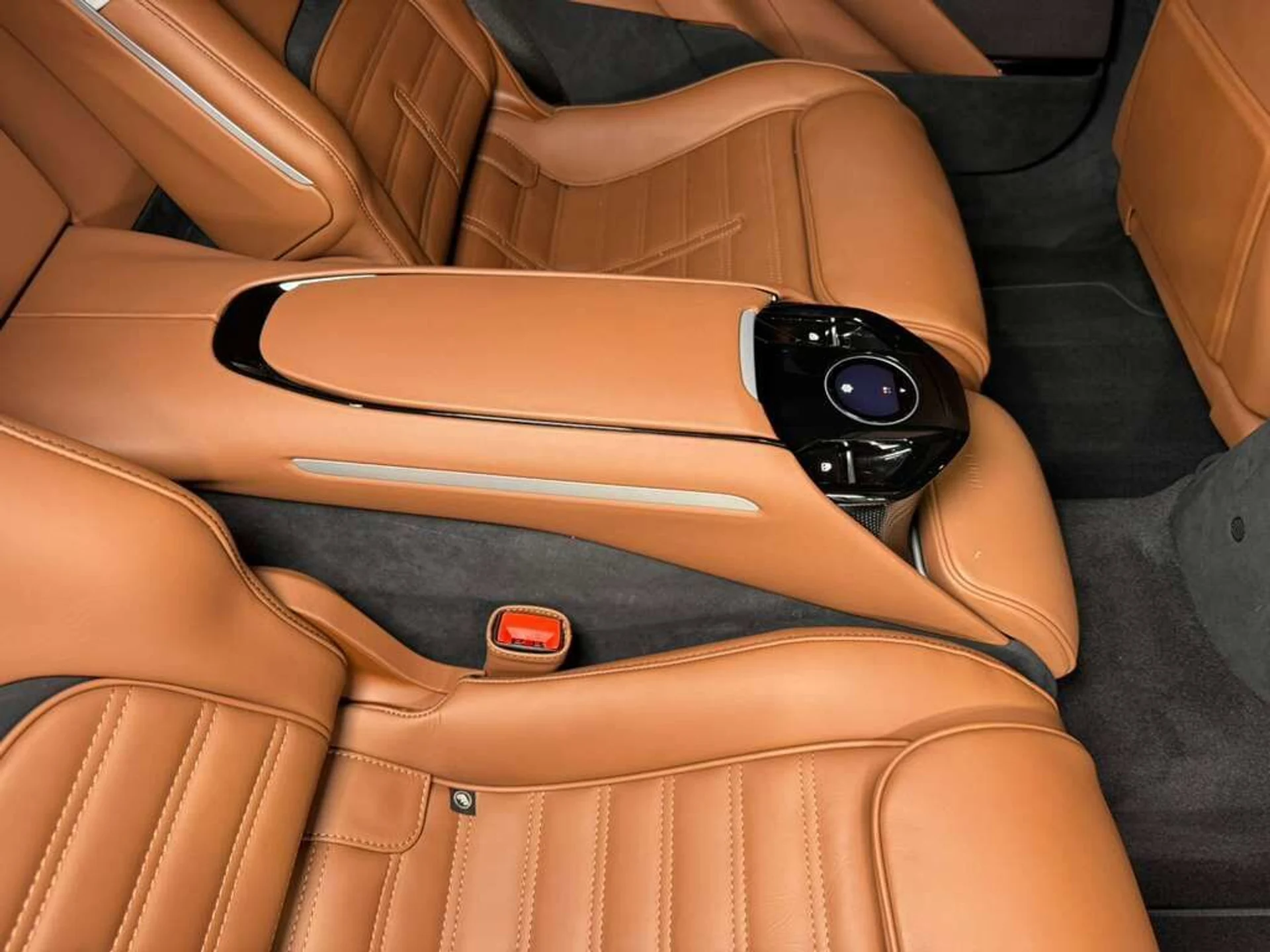 mph013_412661311_ef05a46fa833d9d412d4105c5af9e561_7305d5b8ae