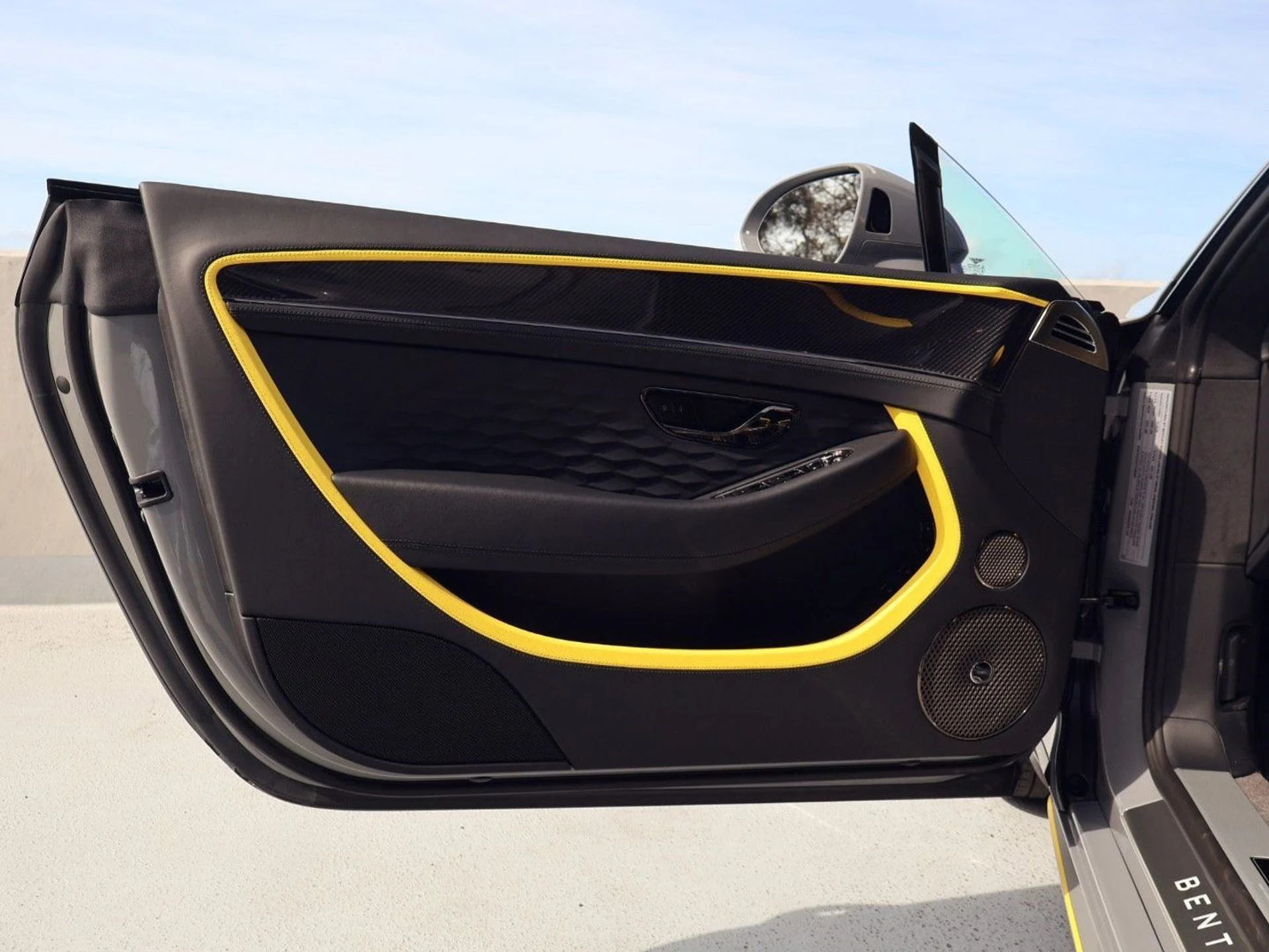 mph013_4128034289_da28aca89134cf61b2b0e3b0472e621ax_37892abc8f