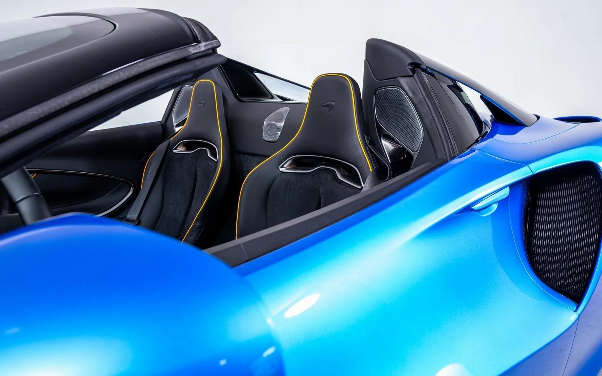 mph013_413311542_e0b7e3e44011db457f31a8bf6600c22cx_feffe2f0ad