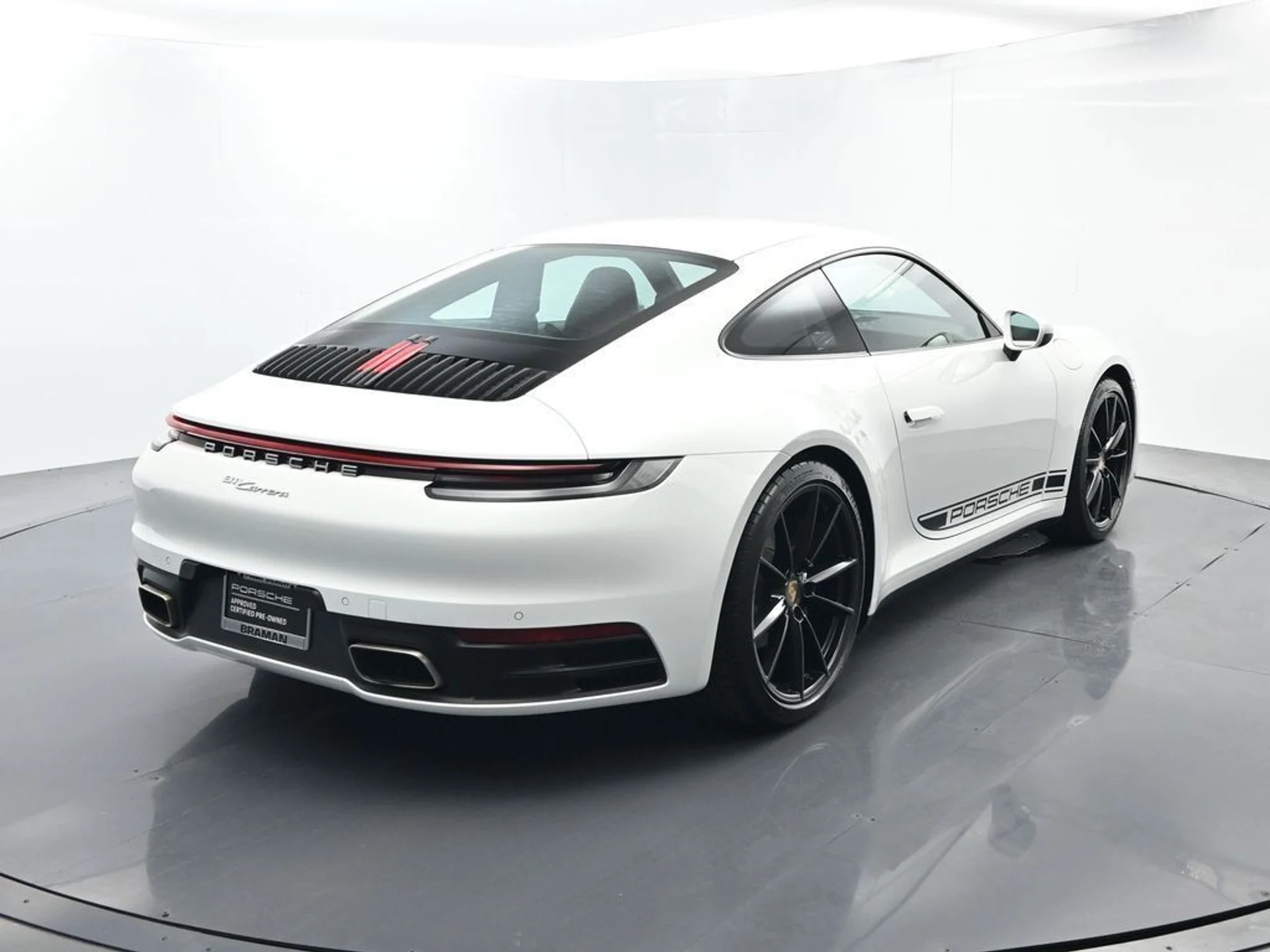 mph013_4135831973_438168766c1e410cd545886b48c83ddd_7369d1196a