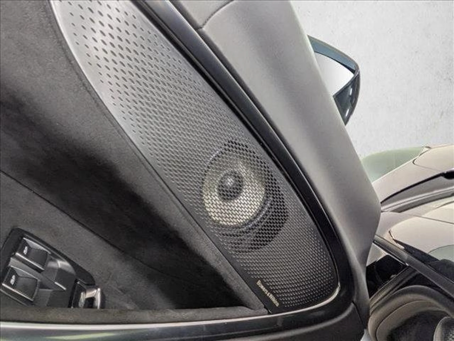 mph013_4144717593_pte9f_Ld_B_Xz_Kjrr_E1q_M_Fc_YYB_Dwq_A_9c433e2b48