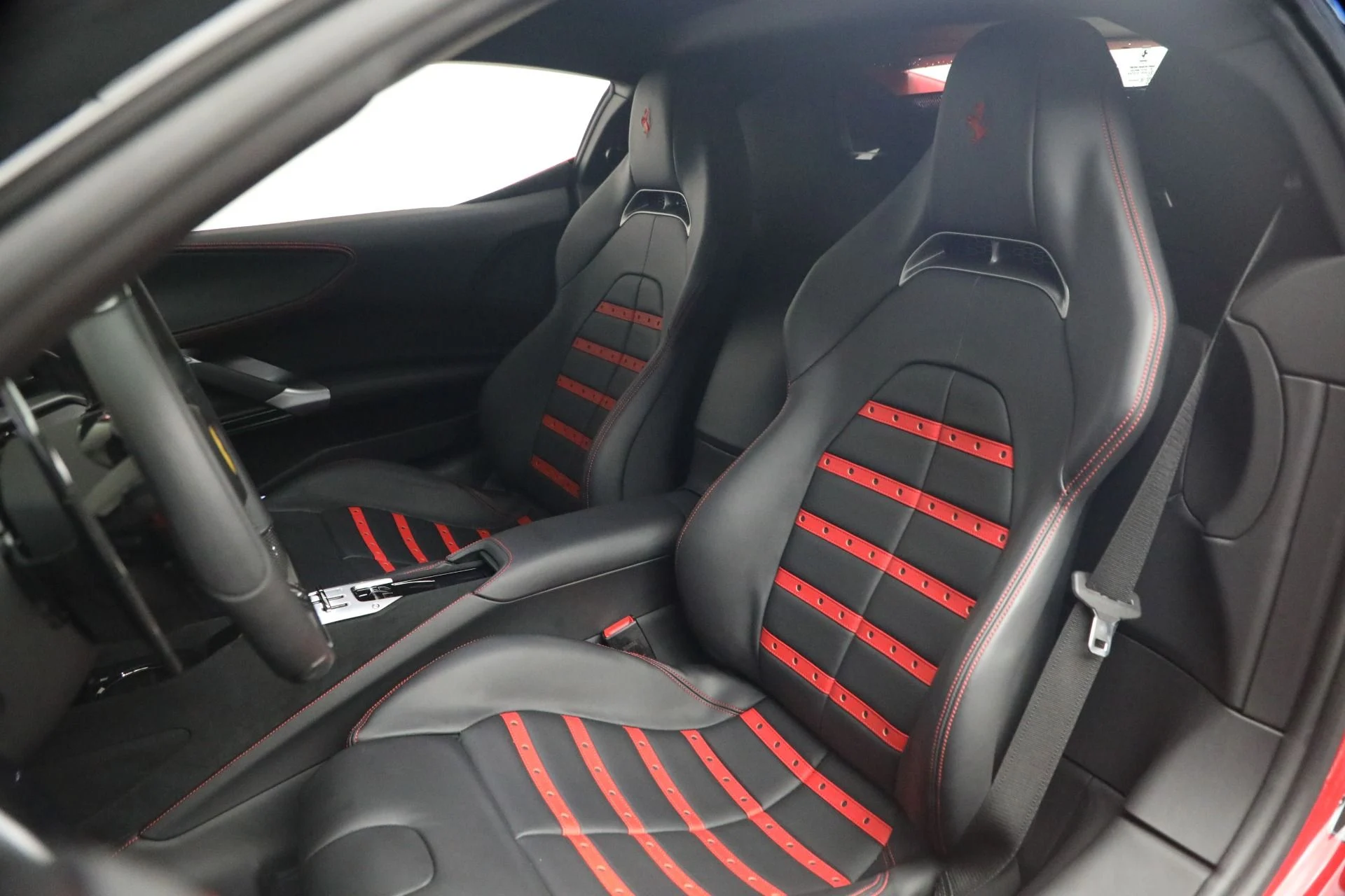 mph013_4145149178_Used_2023_Ferrari_SF_90_Stradale_1790624434_d98f2780e6