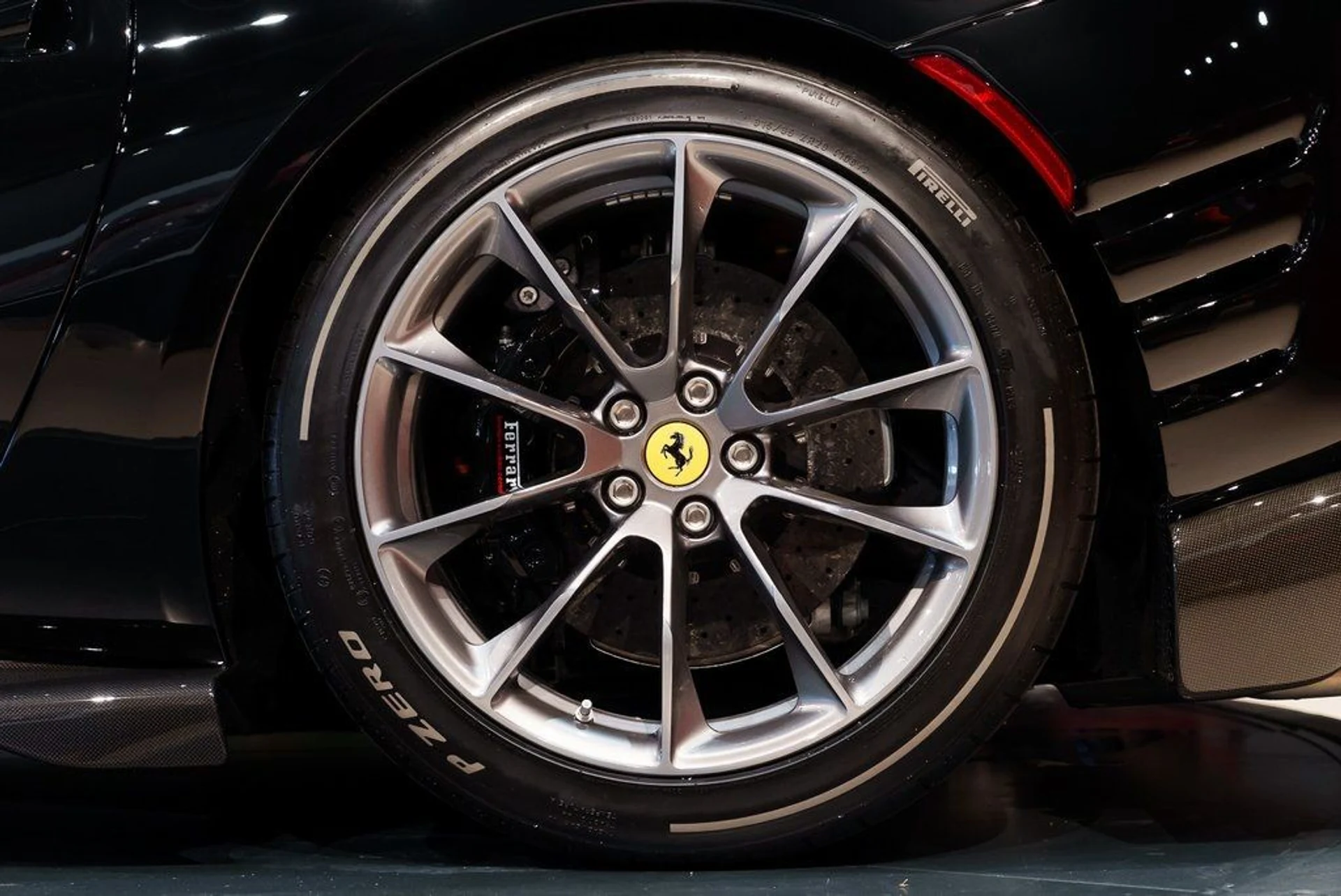 mph013_4151500890_eb347d6b62ed34e91c5035de61970828_fe2fd3e091