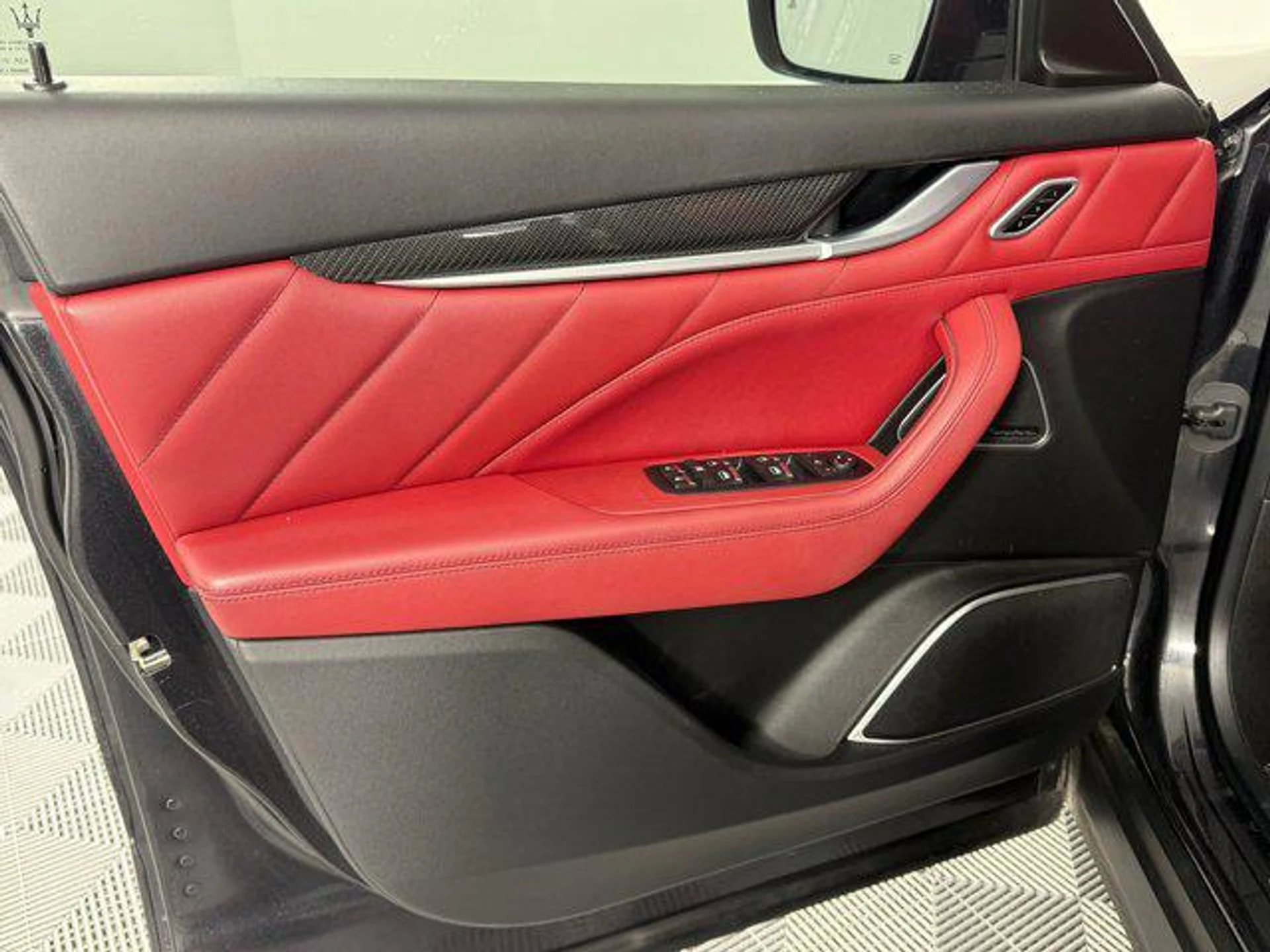 mph013_4153397292_8_G2_RWPHE_Zk8_JJN_Bb3_Ky_ARY_Gcd_U_771292a078