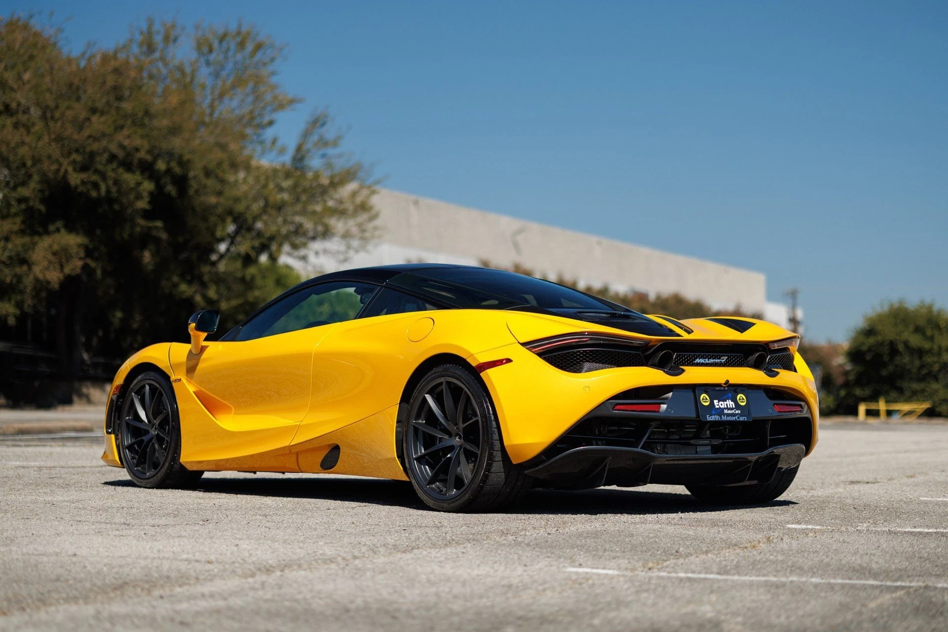 mph013_4172731399_af425928a5b92948191fac0e6dc2e17dx_07652d9b6e