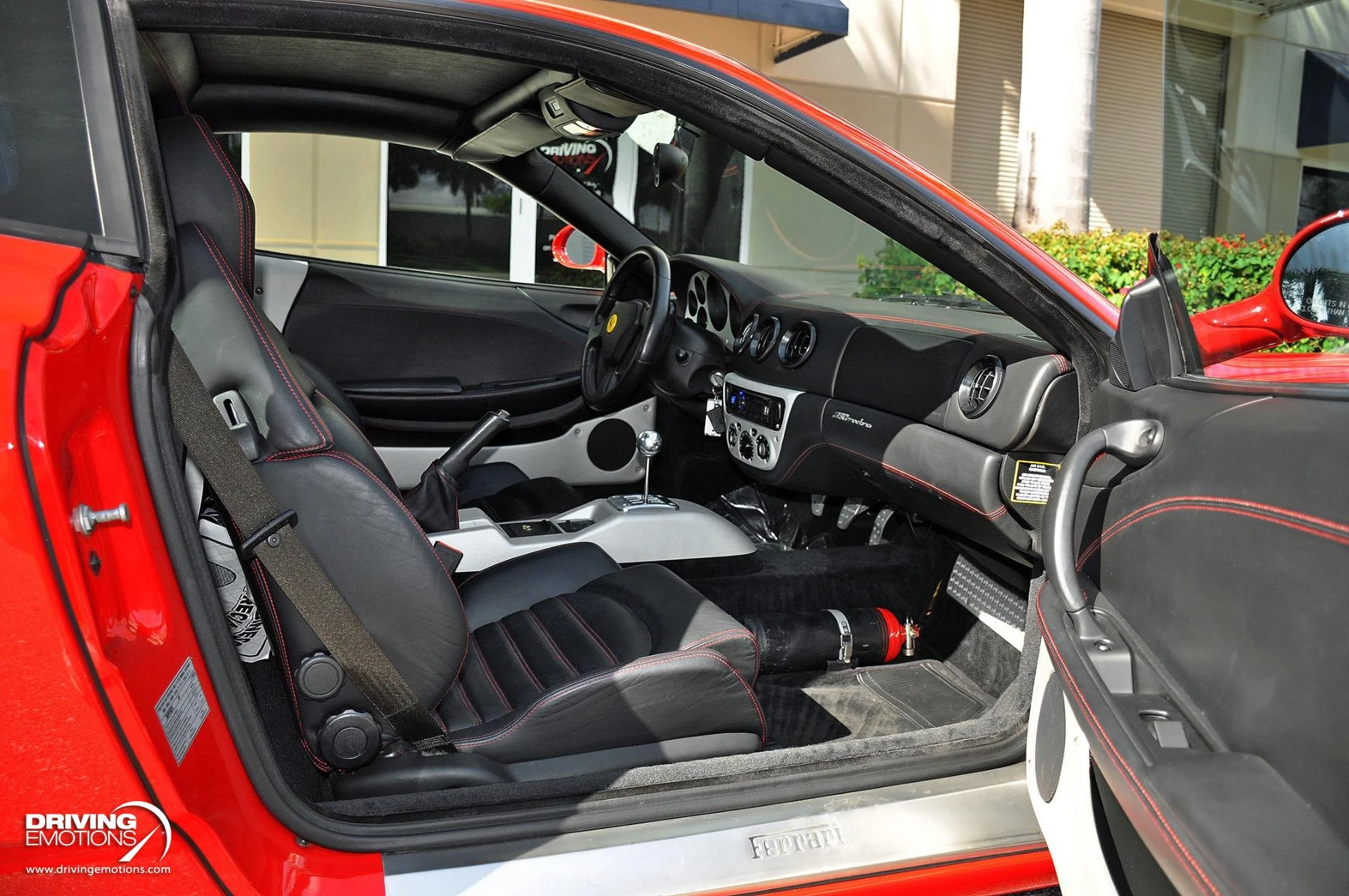 mph013_4176417046_824_p14_l_39946fe84a