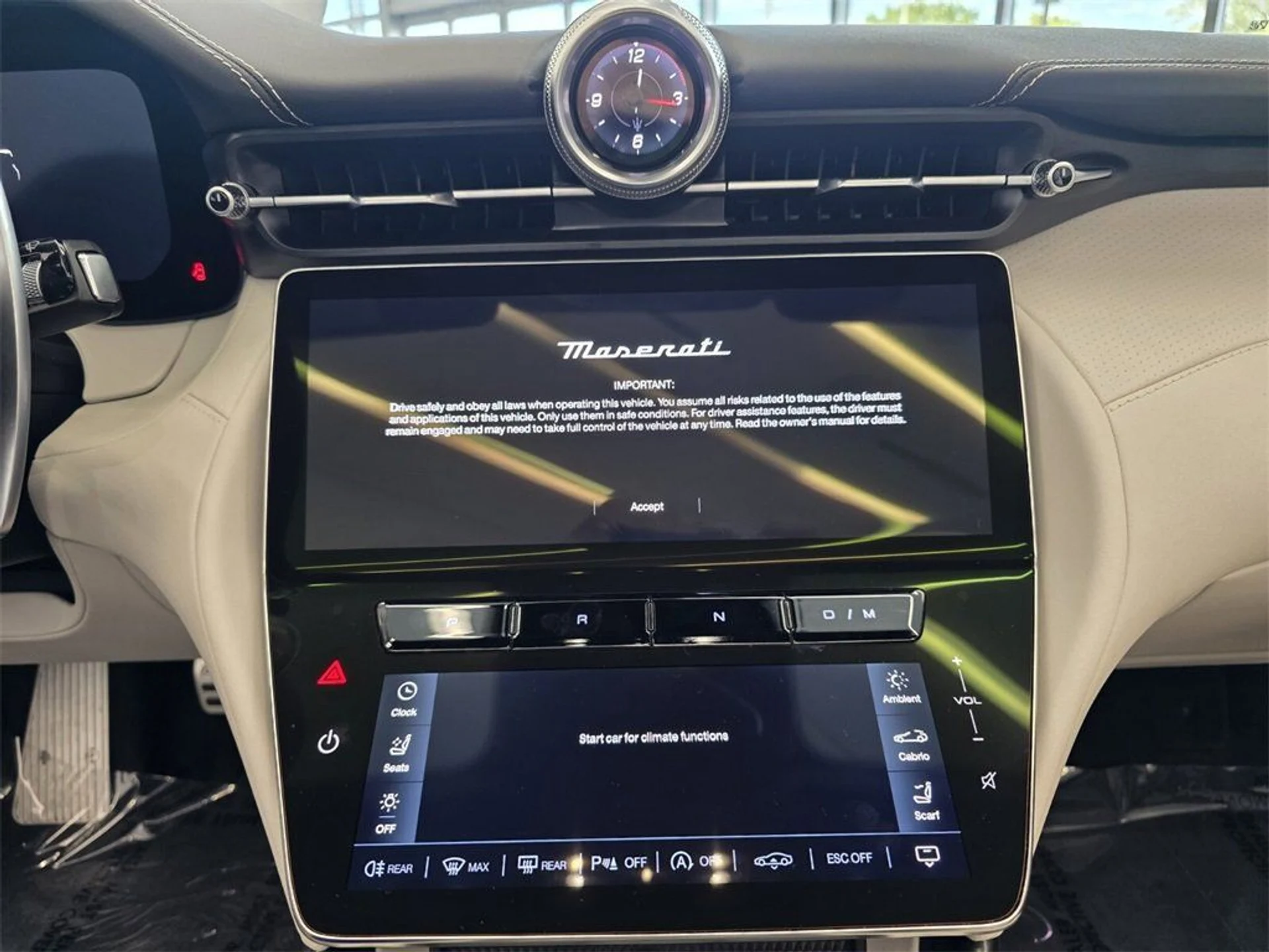 mph013_4177462675_9ca8debb3ffdd8732c45b7ad6a588a2b_d3e0248c68