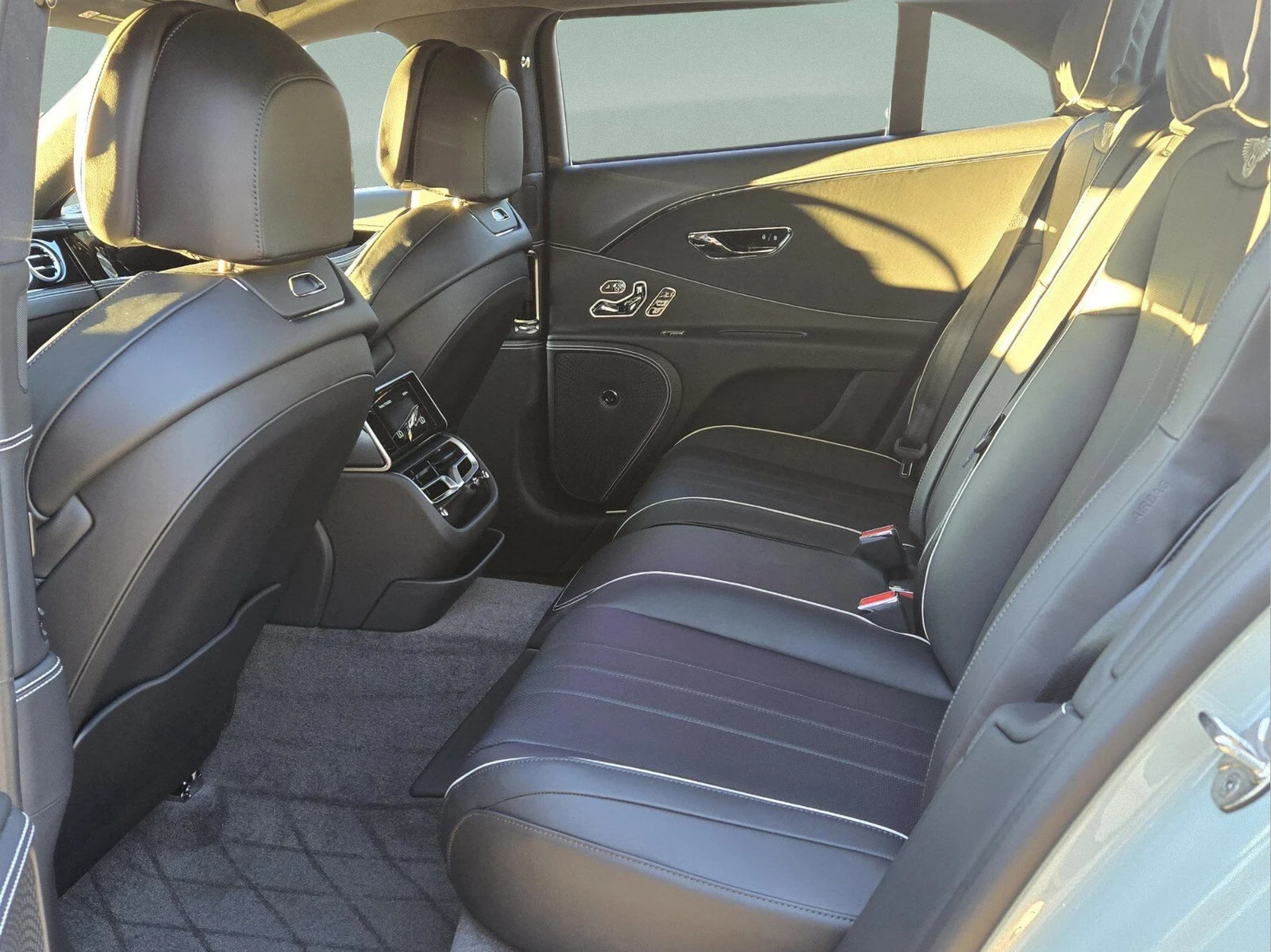 mph013_4180505062_f1acc1aac57170c9aef9ea47ed9e4c50x_70ac2fd37c