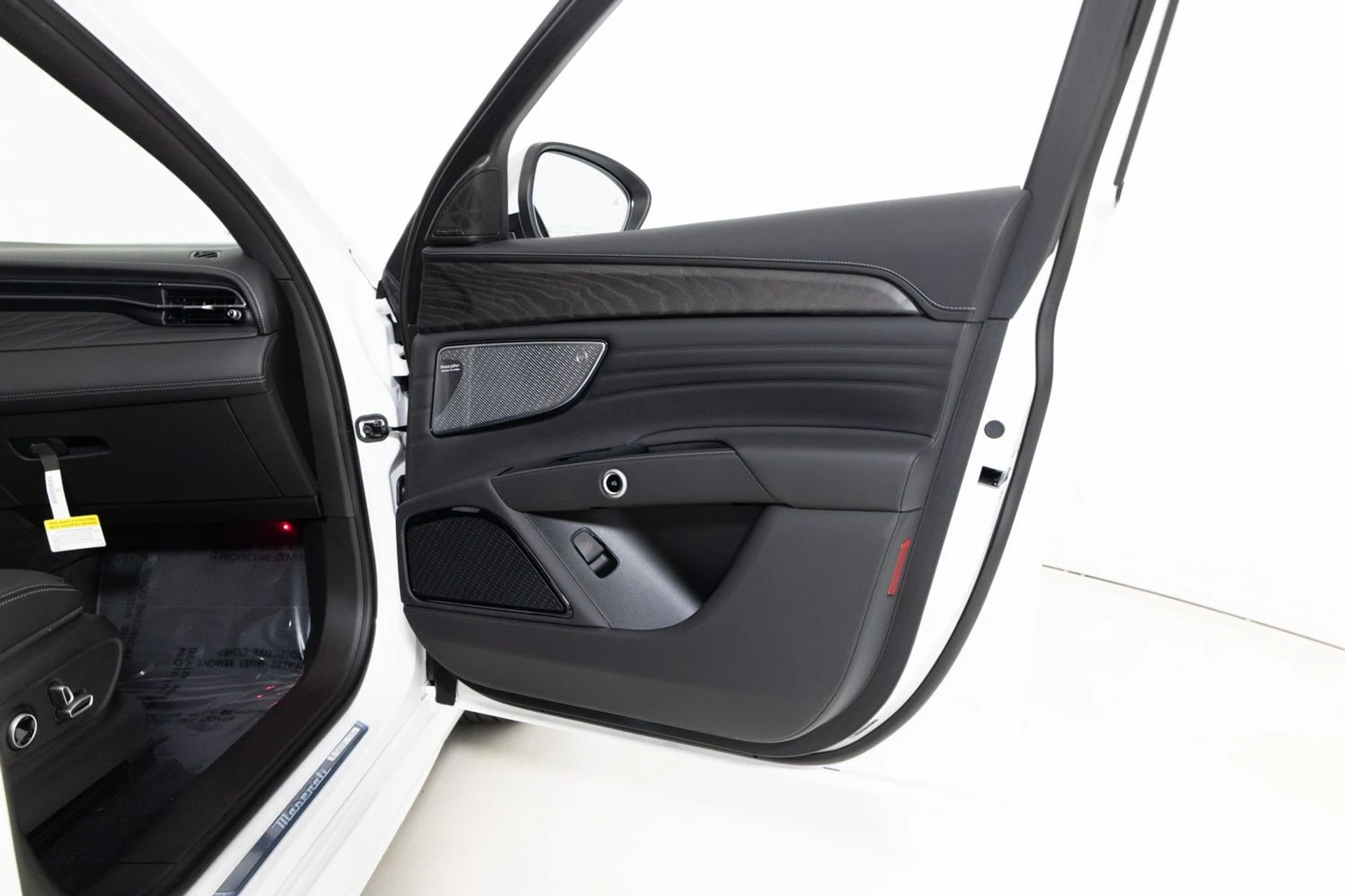 mph013_4191555861_a68e27c8c259496b977b578376ea9df5_4f6ae19f6d