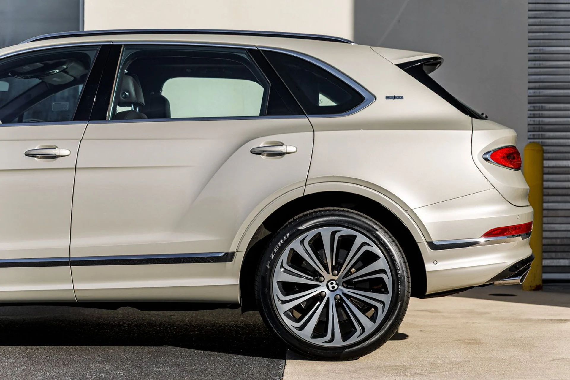 mph013_4192110538_92c7b0a89a4302bcb4be783b3fdc1942x_a4611b6dbe