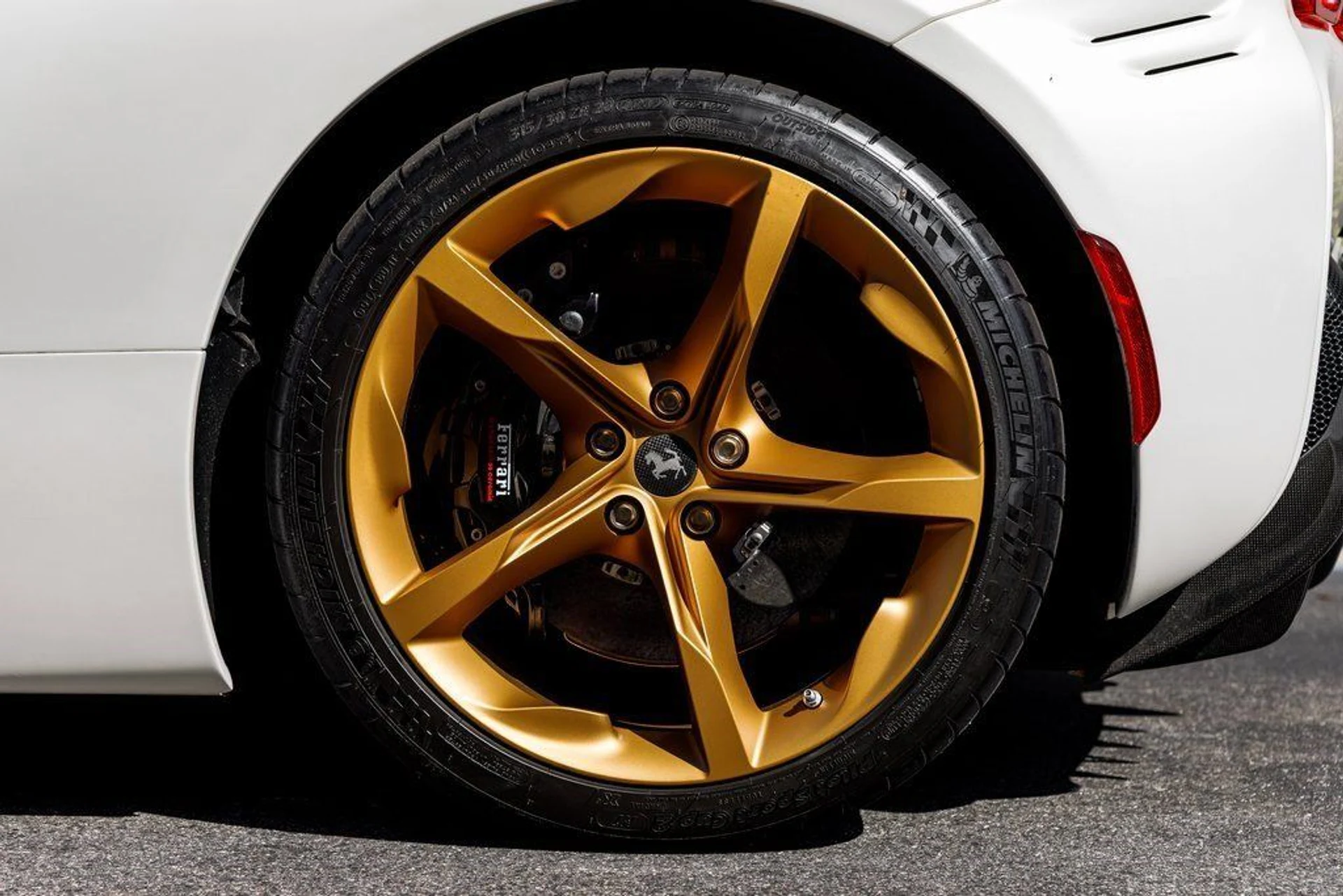 mph013_4202219205_64dafcedecde1ccb51843189fc5f3060_e72ebe1841