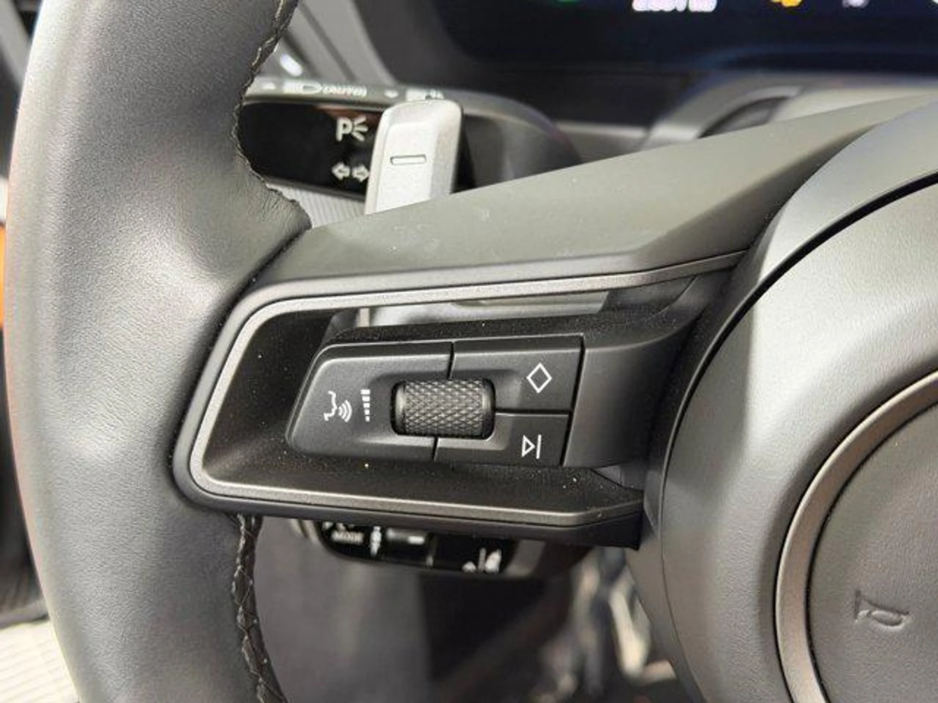 mph013_4204766687_a_W_Li70_Y_z_Ke_H_Xtc_PO_0p_HK_Yw54p_Y_3948be31b5