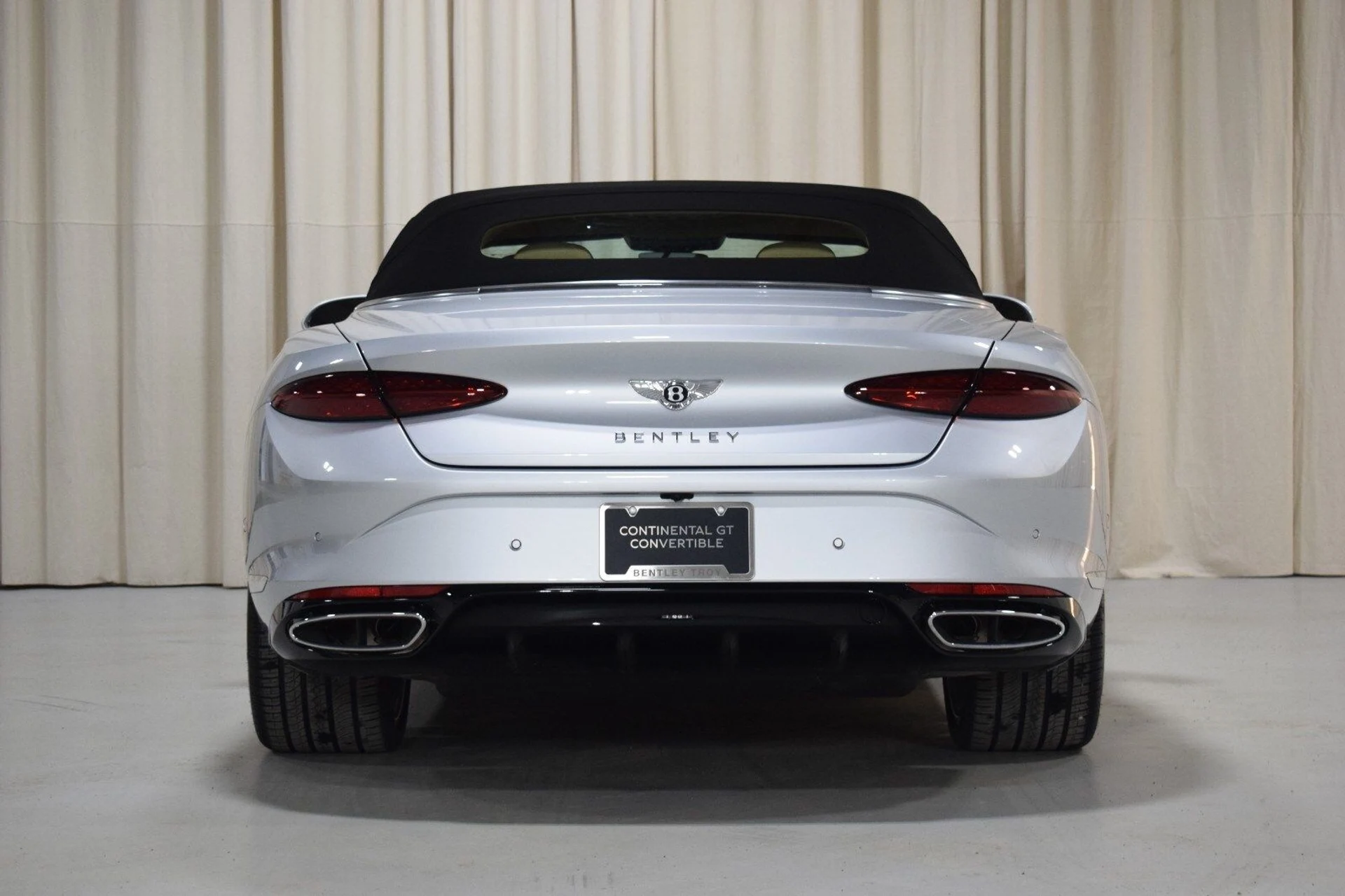 mph013_4213665376_67cc07f7454c620c5a4d9ec3e48cc58ax_33a0411b49