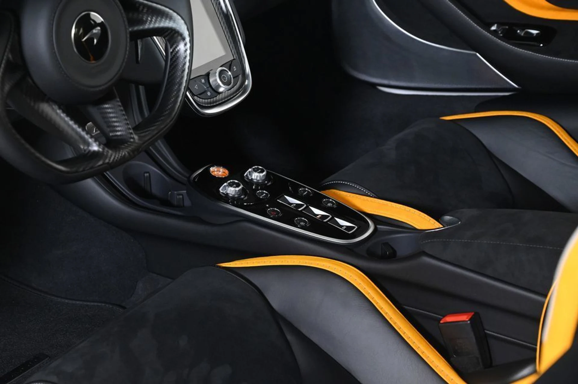 mph013_4216559612_new_2026_mclaren_gts_performancecoupe_11350_22996324_14_1024_227f1cd1db