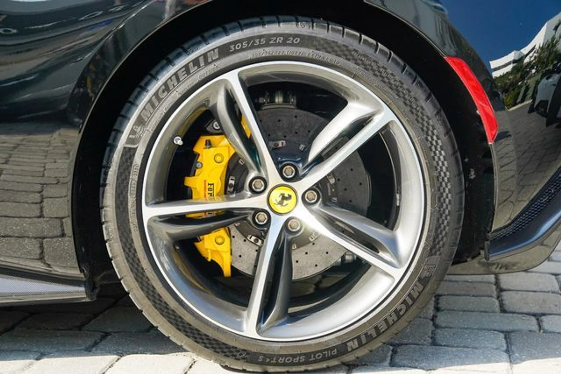 mph013_4222671000_22988453_14_26bd9016cf