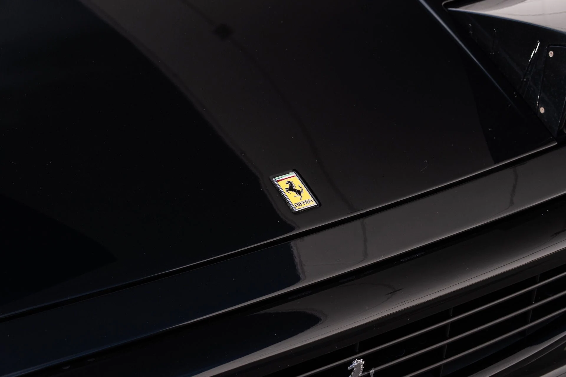 mph013_423513960_Used_1996_Ferrari_F355_1779245032_b238d81613