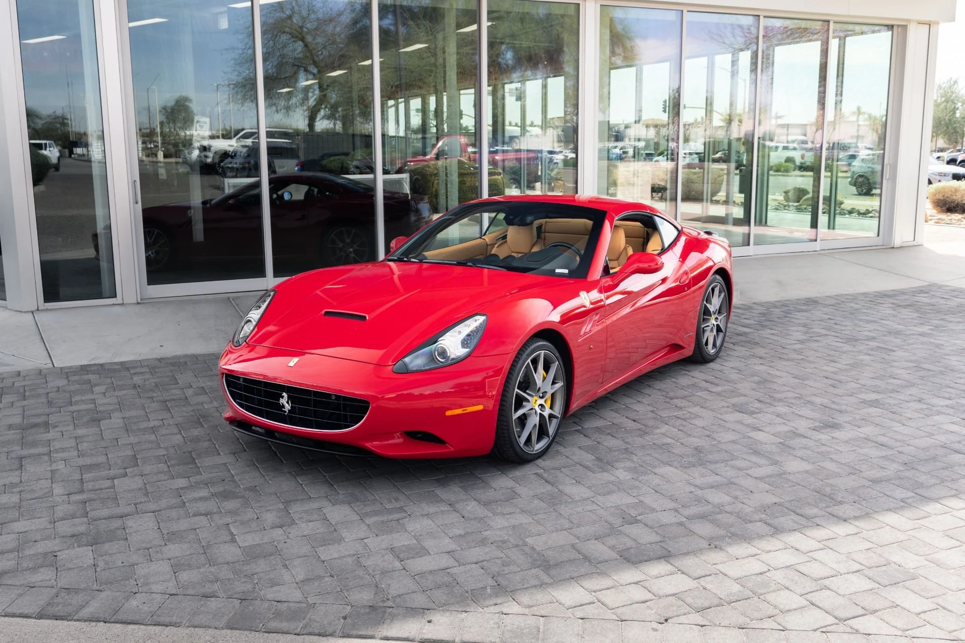 mph013_4244271585_Used_2010_Ferrari_California_1772056866_820ad22140