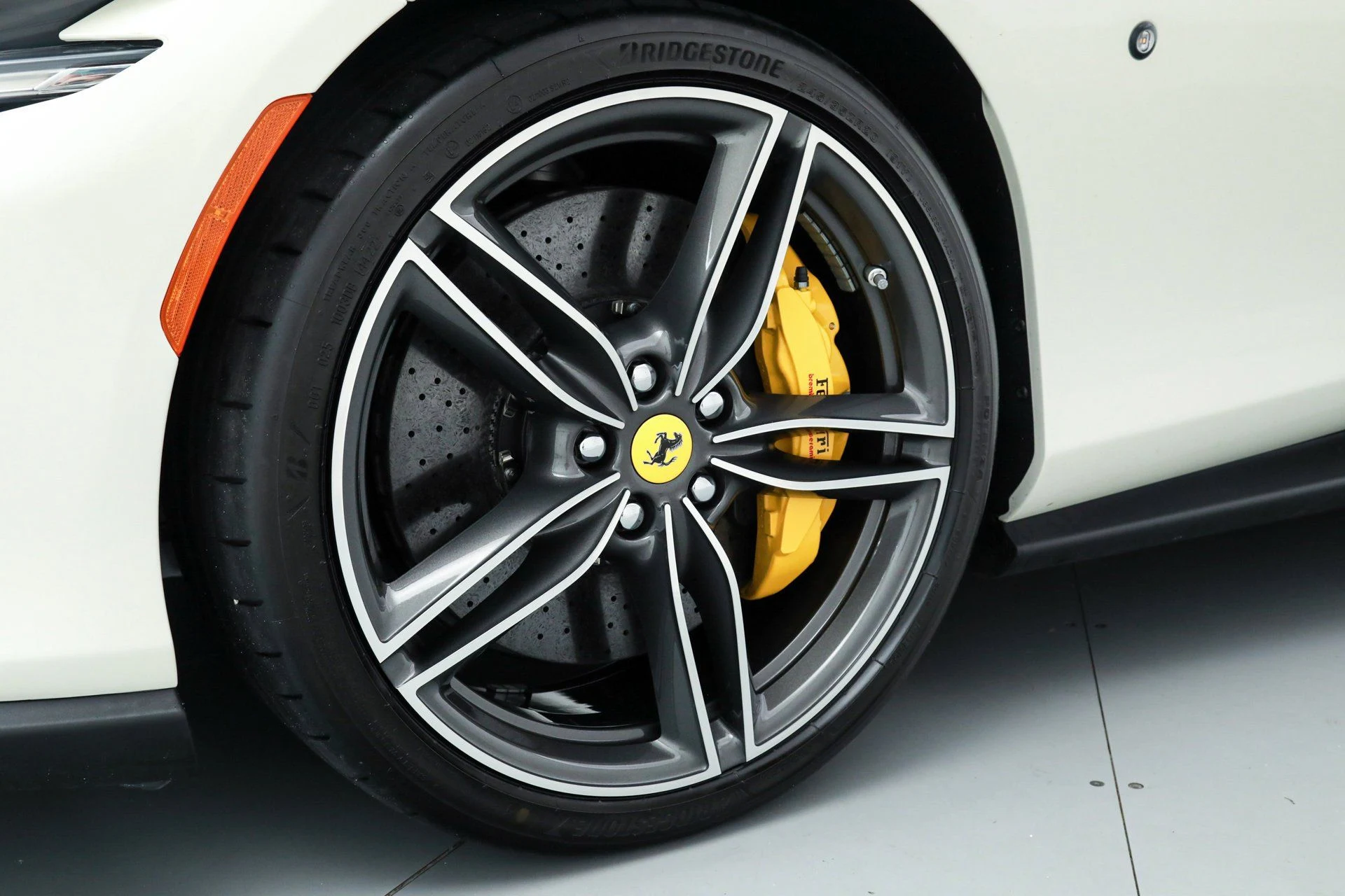 mph013_4247917608_b941c12aad6e0c5e011984449e7f533e_a96117a645