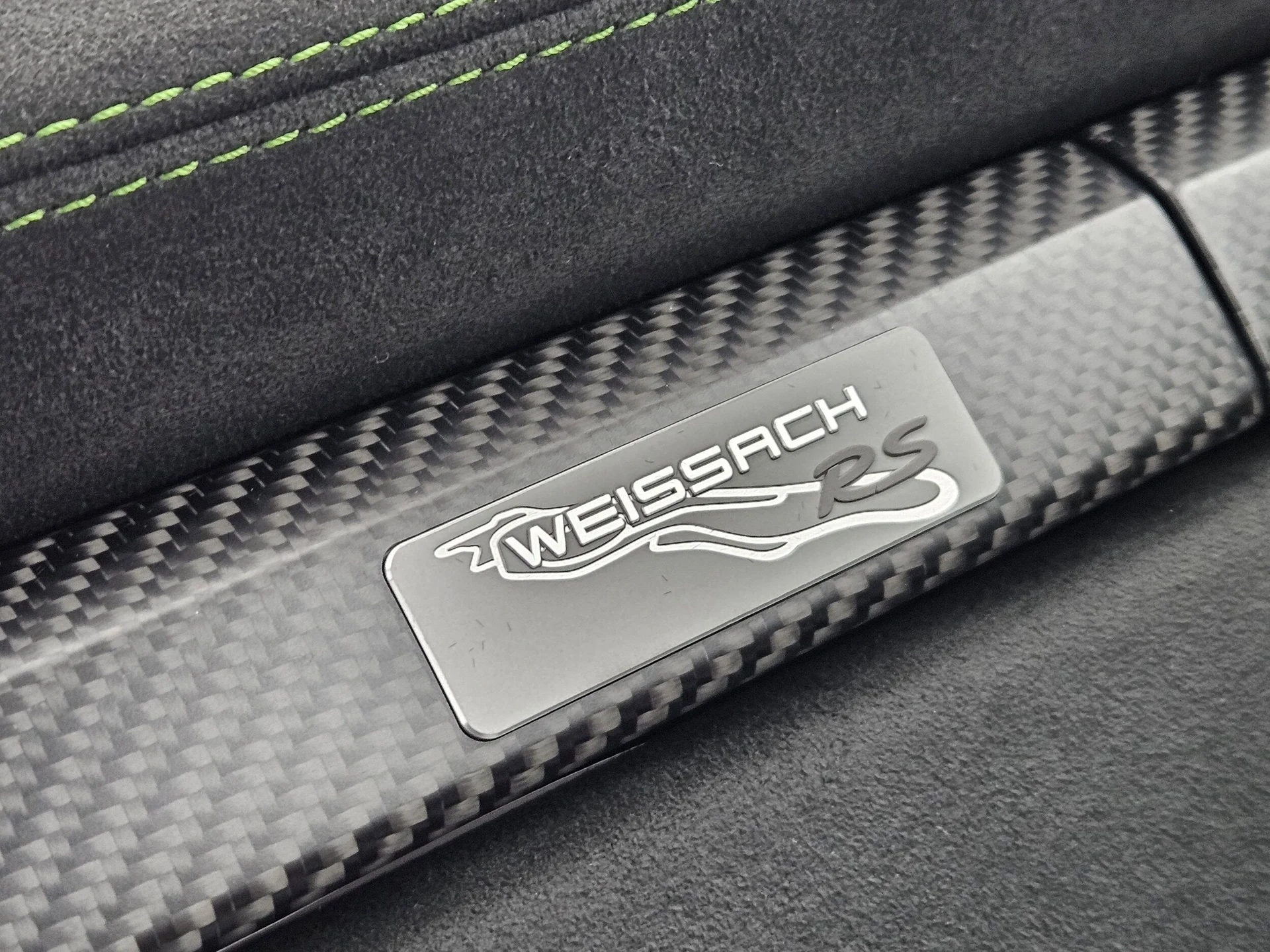 mph013_4250570289_9d0a3836d1735051b300da0ad9794bdax_f9e9627ec8