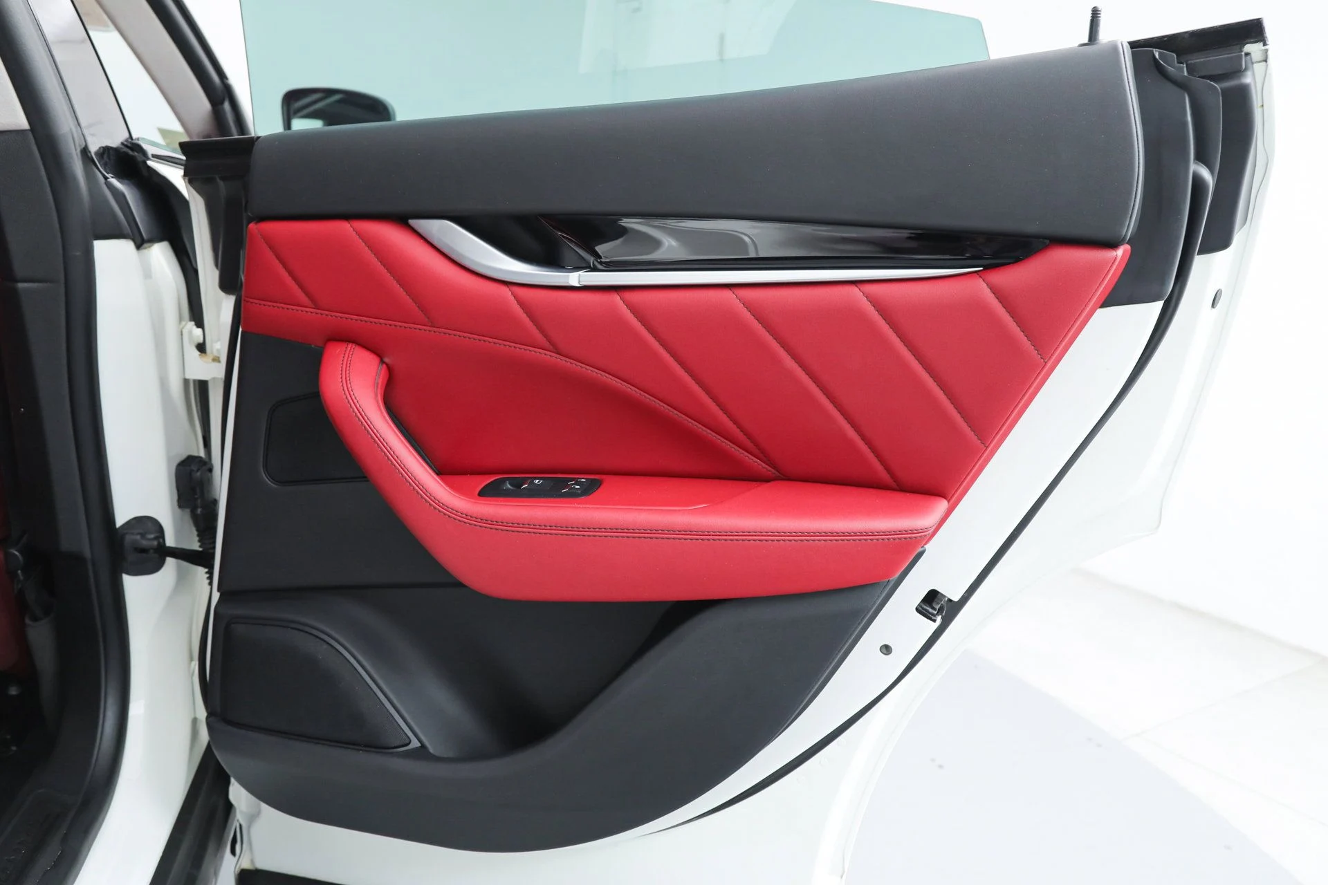 mph013_4250649653_4f4c8a9631f7202b78a646fb75a0f59b_b64706bac4