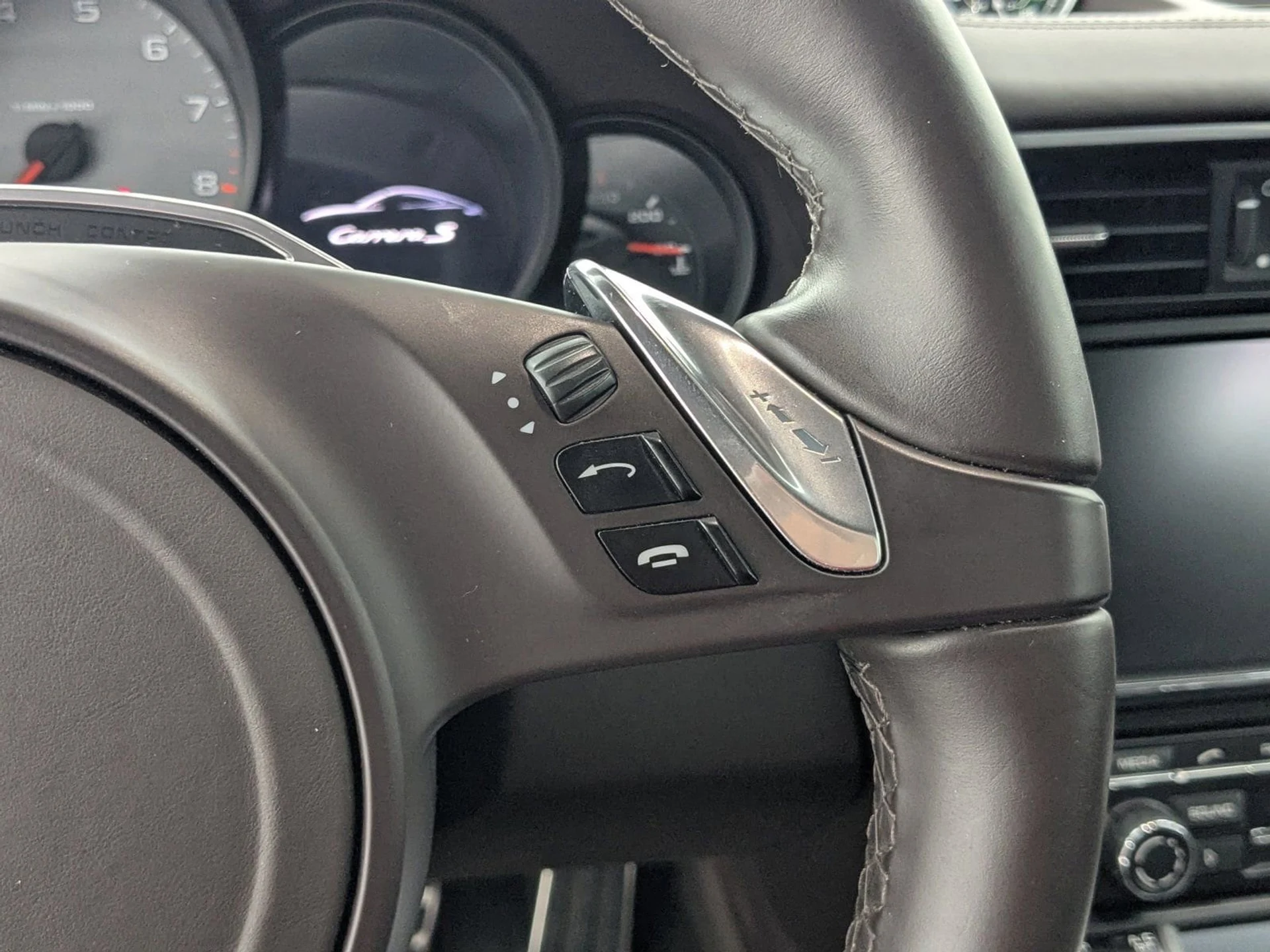 mph013_4253723704_462255d548ca3e39c10bca5a3a820f3cx_7083b0579b