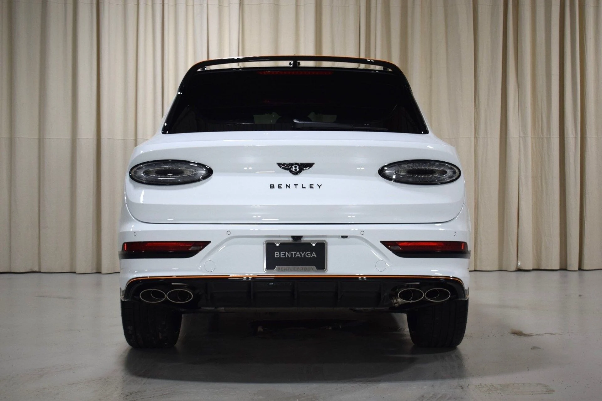 mph013_4255213822_31bff9d3ced06df6096f46d194e8c0e9x_155d79e869