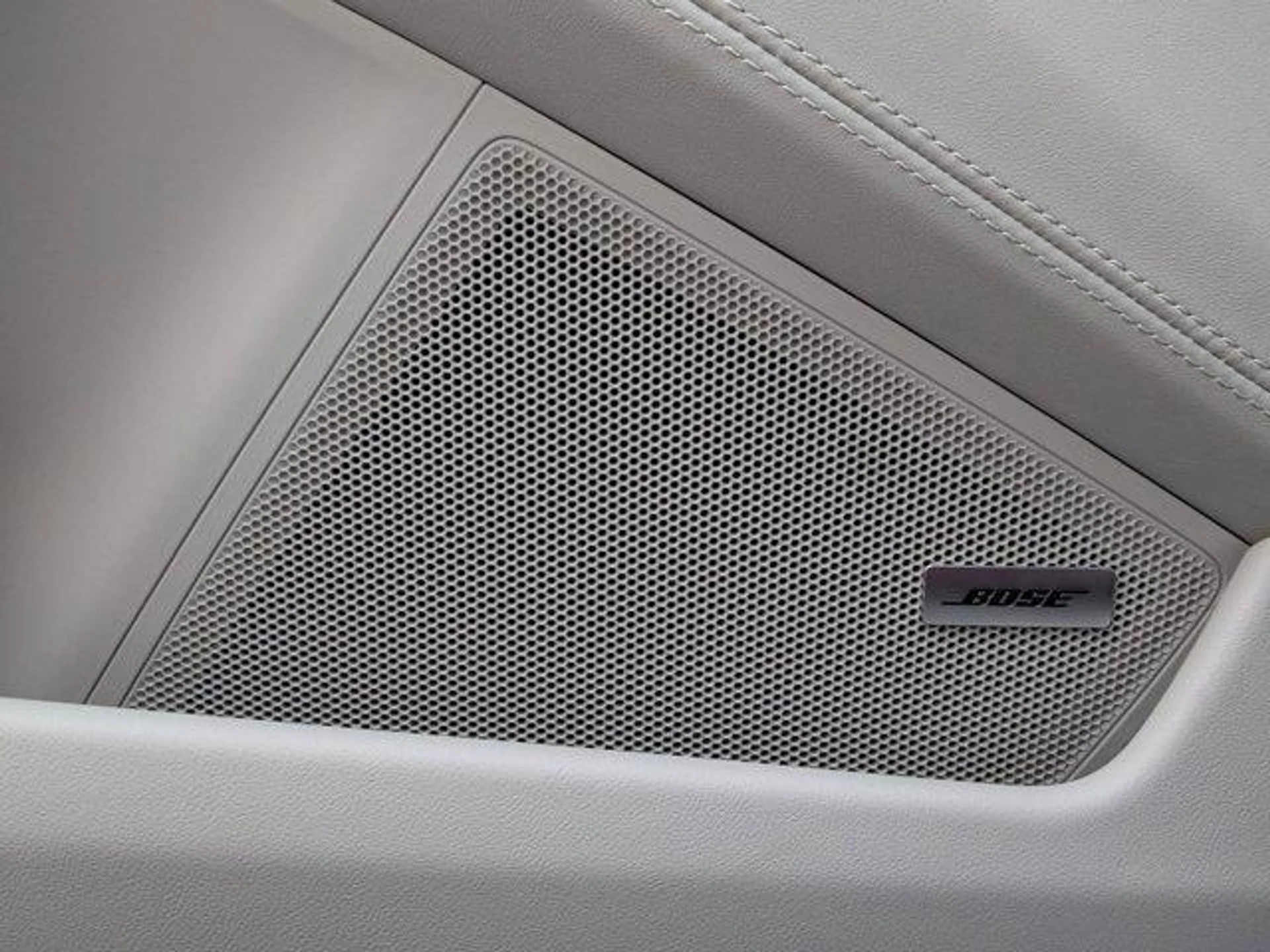 mph013_4255226878_RRHD_01_UQV_3sgaey7_Dxo0_Vxw_T8_Xw_e04b6642b4