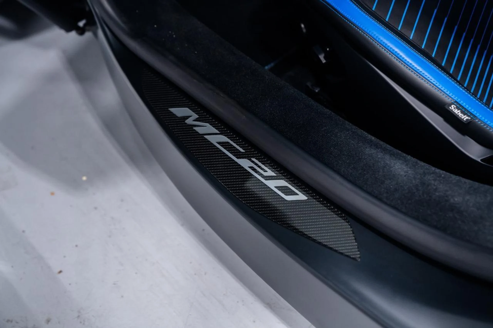 mph013_4256703593_0fdc471c0cabe822b18b13a95e5030fe_b2c68d803c