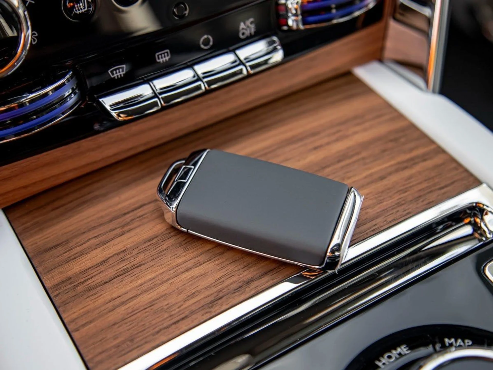 mph013_4257227730_14_1021ce89a0