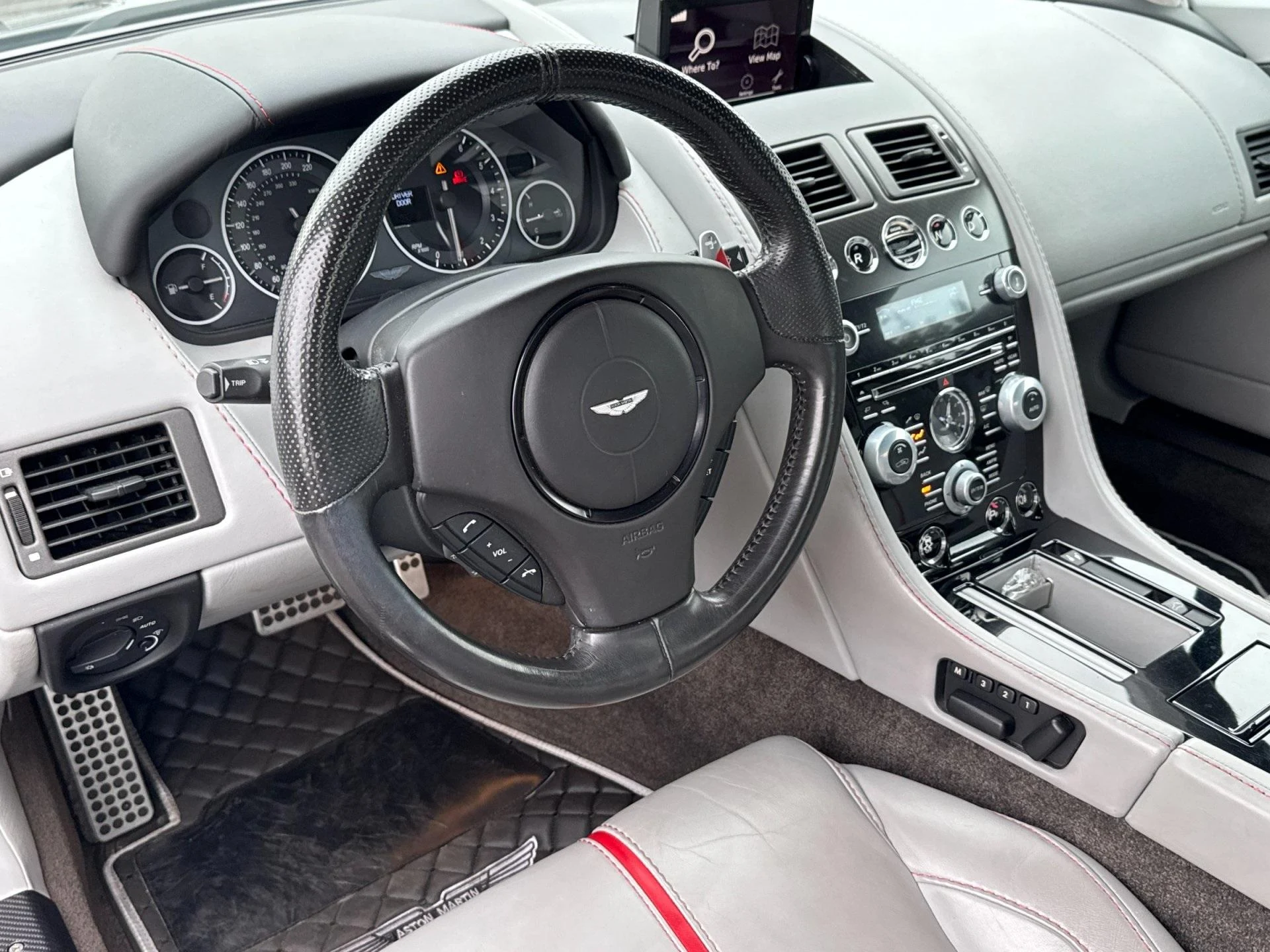 mph013_4259165085_Used_2015_Aston_Martin_V12_Vantage_S_1769008610_2aa2a23833