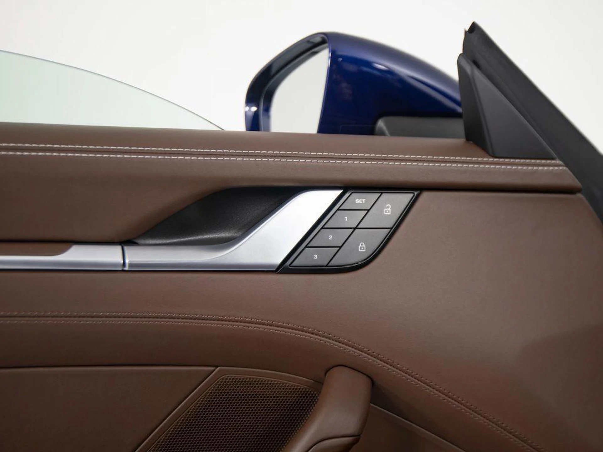 mph013_425941070_n_FMNRF_4_Vz6_Zx9_G4_EF_Uknhp70_U0_63a030cec3