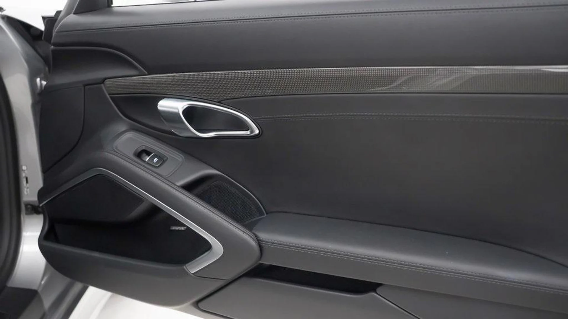 mph013_4264419690_Bene_Ij_Mvcj2mb_Caa_Nb_BO_0e_XR_8xs_2c8e2e7f25