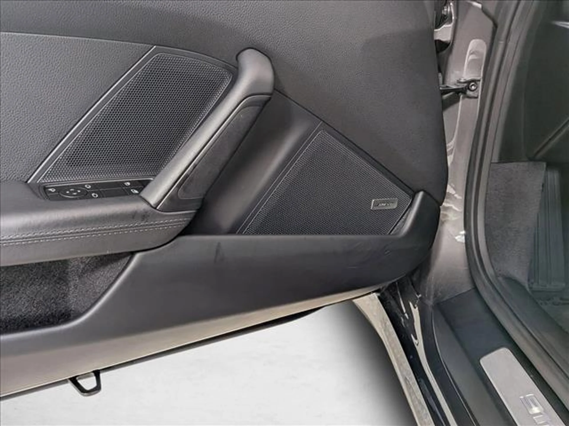 mph013_4267603891_biakj37z_KS_4lqcj_Sg_Dai_Z2lytmo_38a1261aba