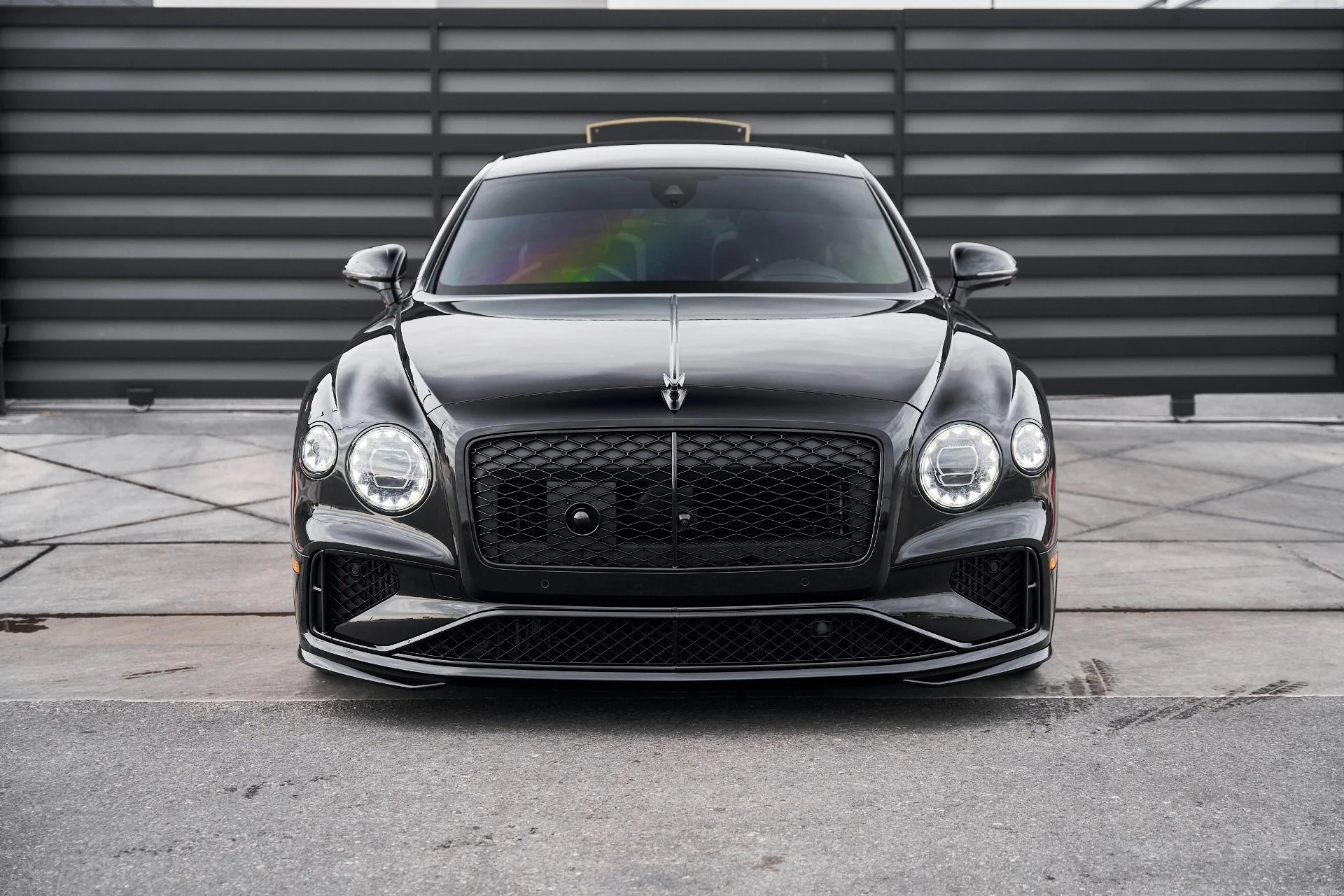 mph013_42713820_Used_2025_Bentley_Flying_Spur_Speed_1769137033_60f364da38