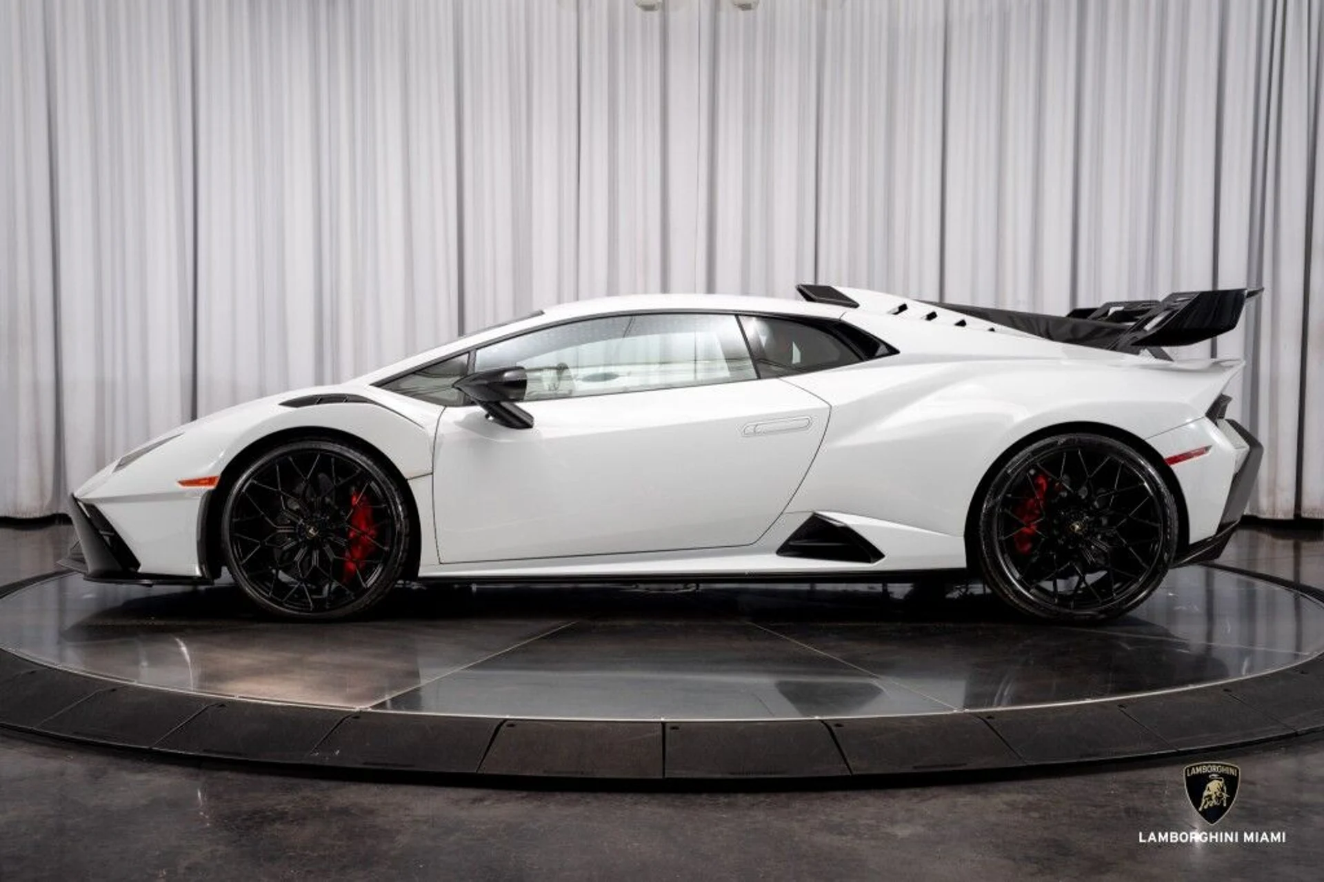 mph013_4272035625_19e6ebf873723f1eae5a9d8945e84620_9b9b3f5ef2