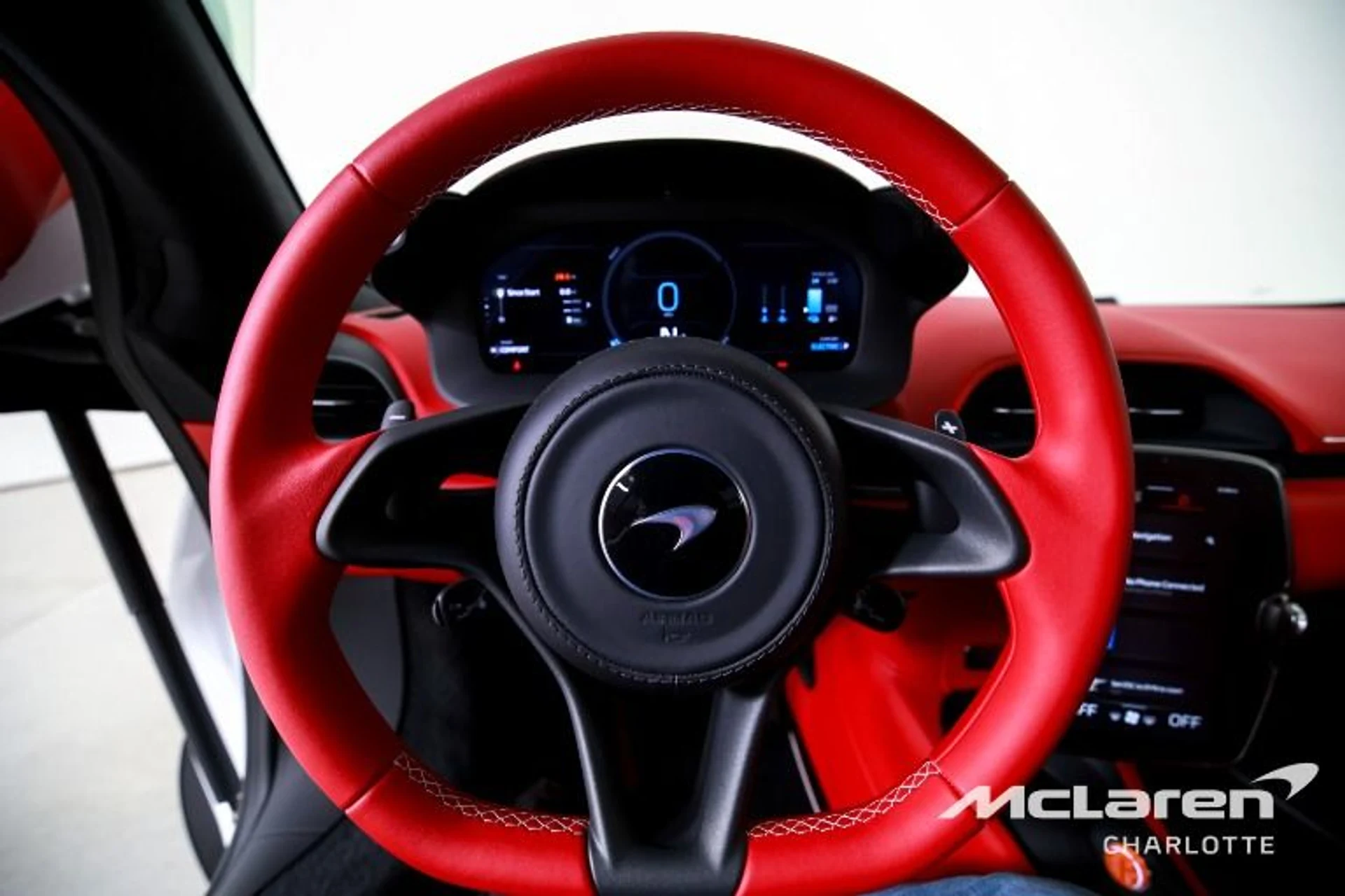 mph013_4275378213_New_2025_Mc_Laren_Artura_820377f477