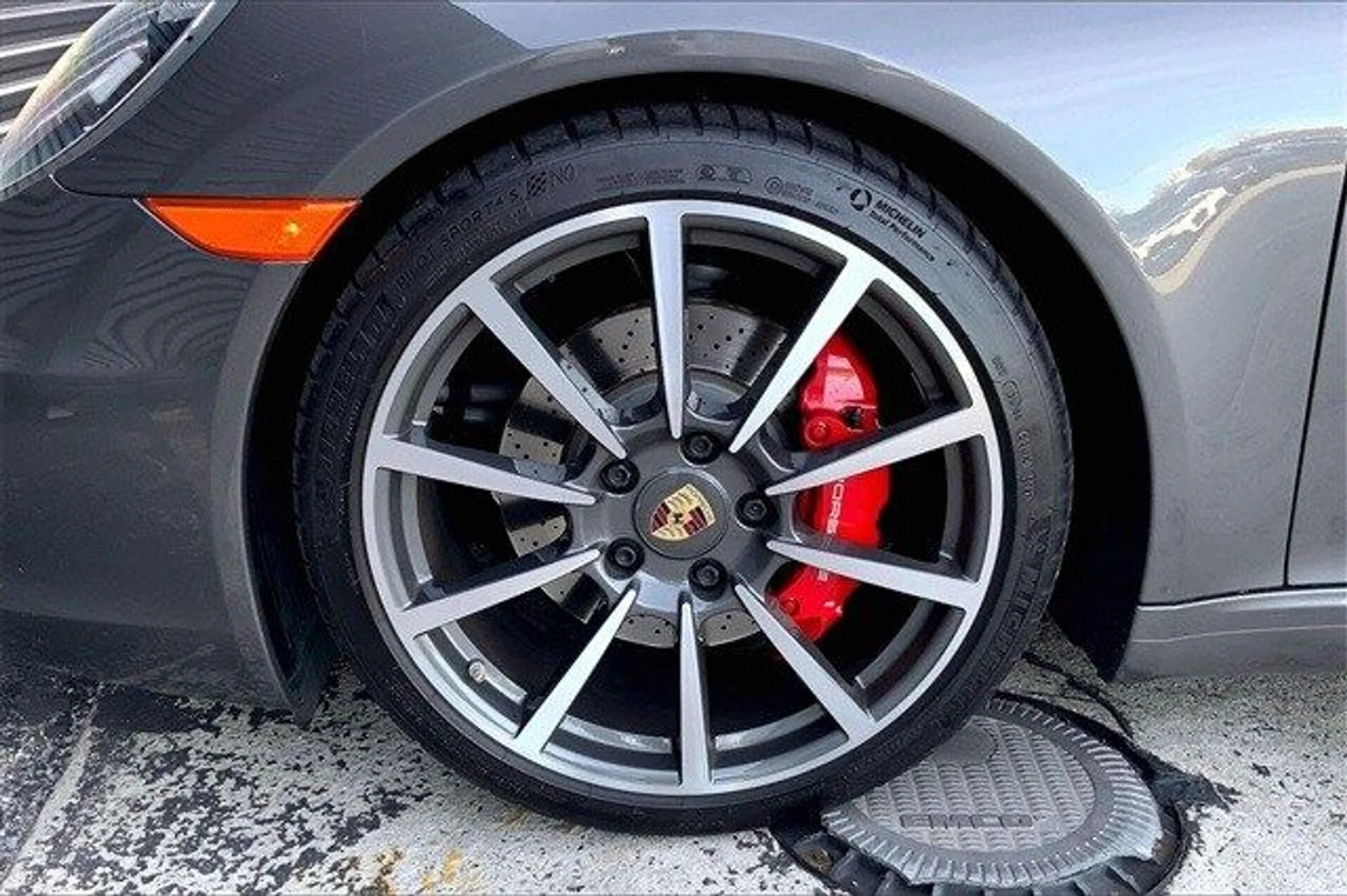 mph013_4278483593_6078651907cffead3674a9ddab841164x_58917ea131