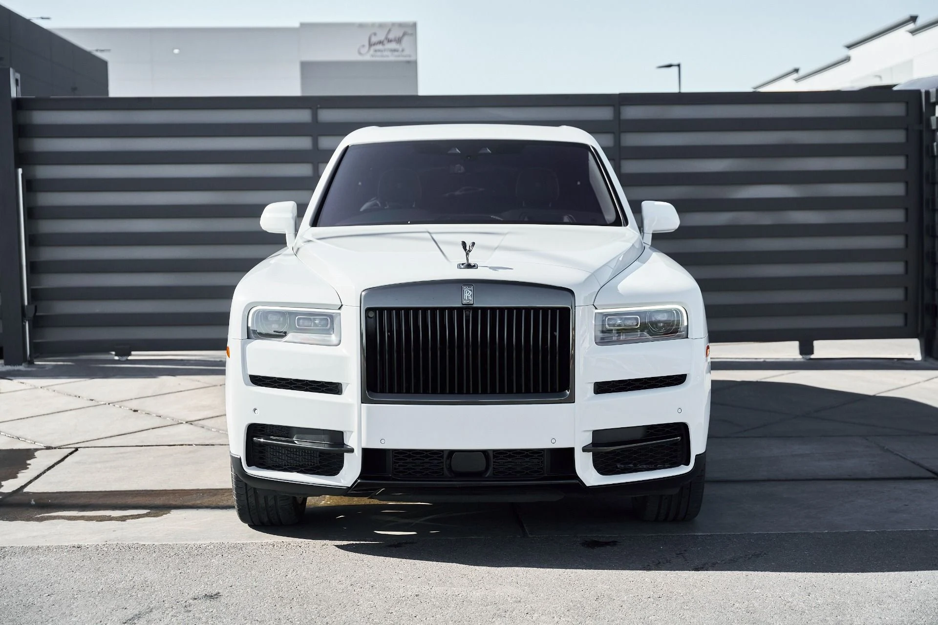 mph013_4286573341_Used_2023_Rolls_Royce_Cullinan_Black_Badge_1769736405_9a390fc649