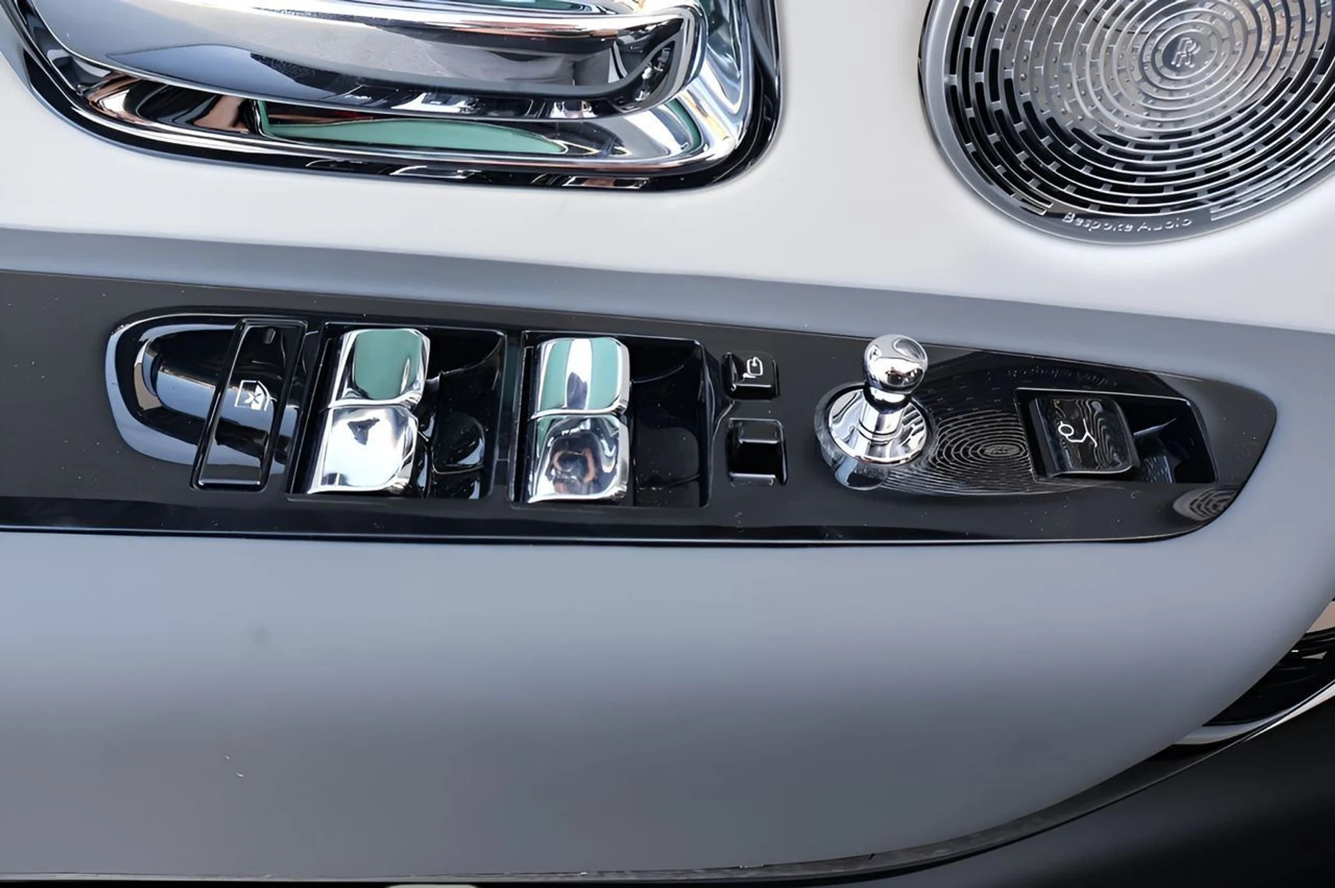 mph013_4287896574_14_590bc7d338