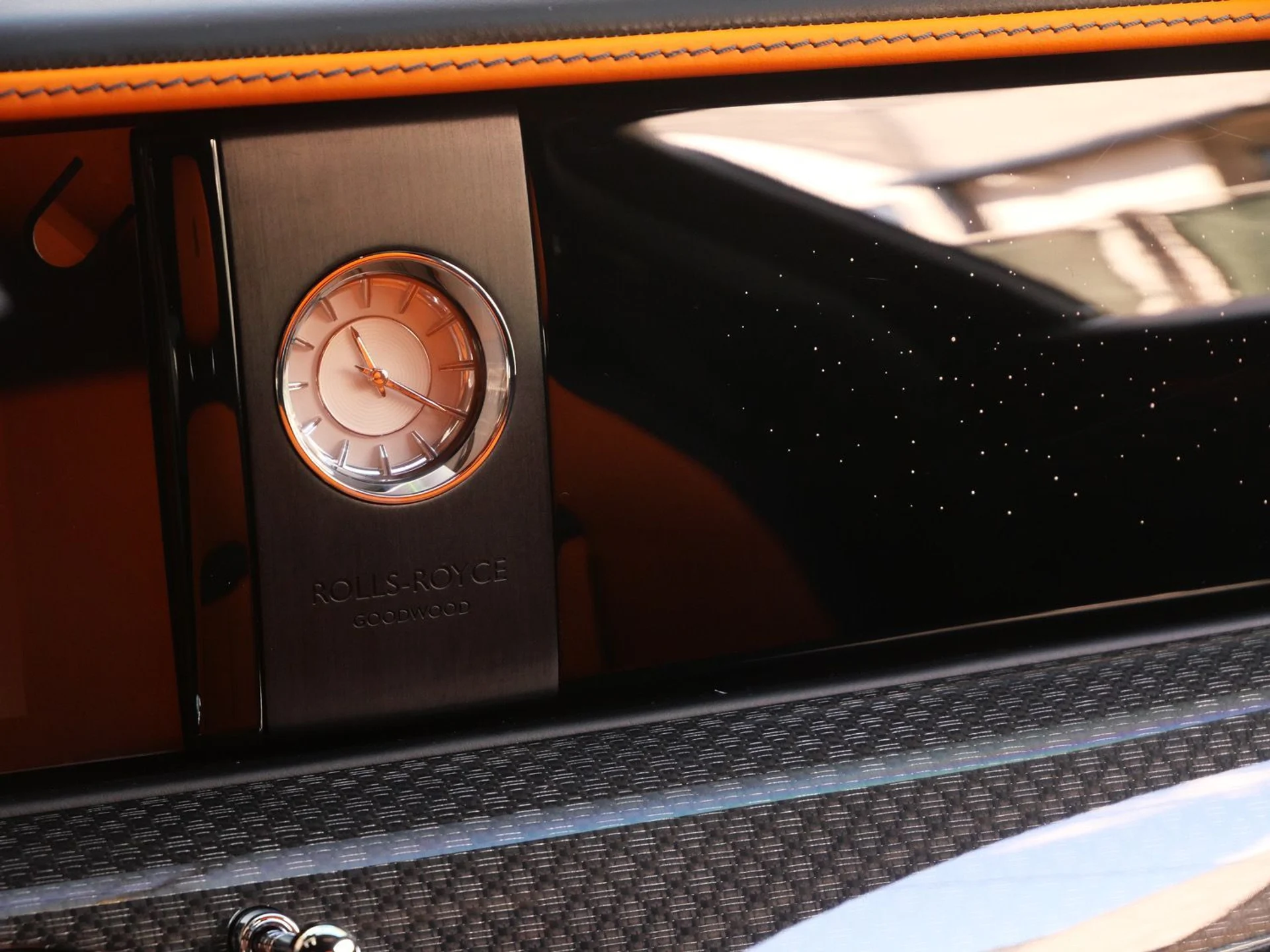 mph013_4291516328_7a8b63bb8495459f70bbb003e87442a8x_0a4075bc42