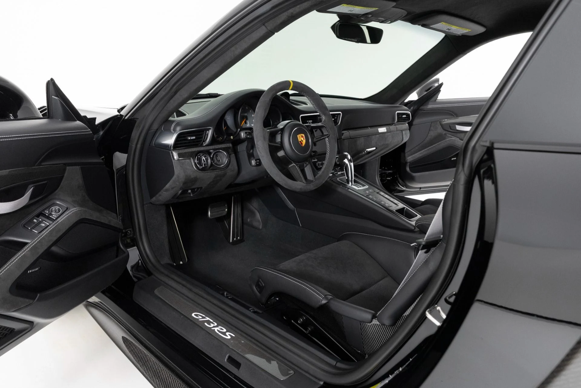 mph013_4293998247_Used_2019_Porsche_911_GT_3_RS_1753749475_dce8e92f4b